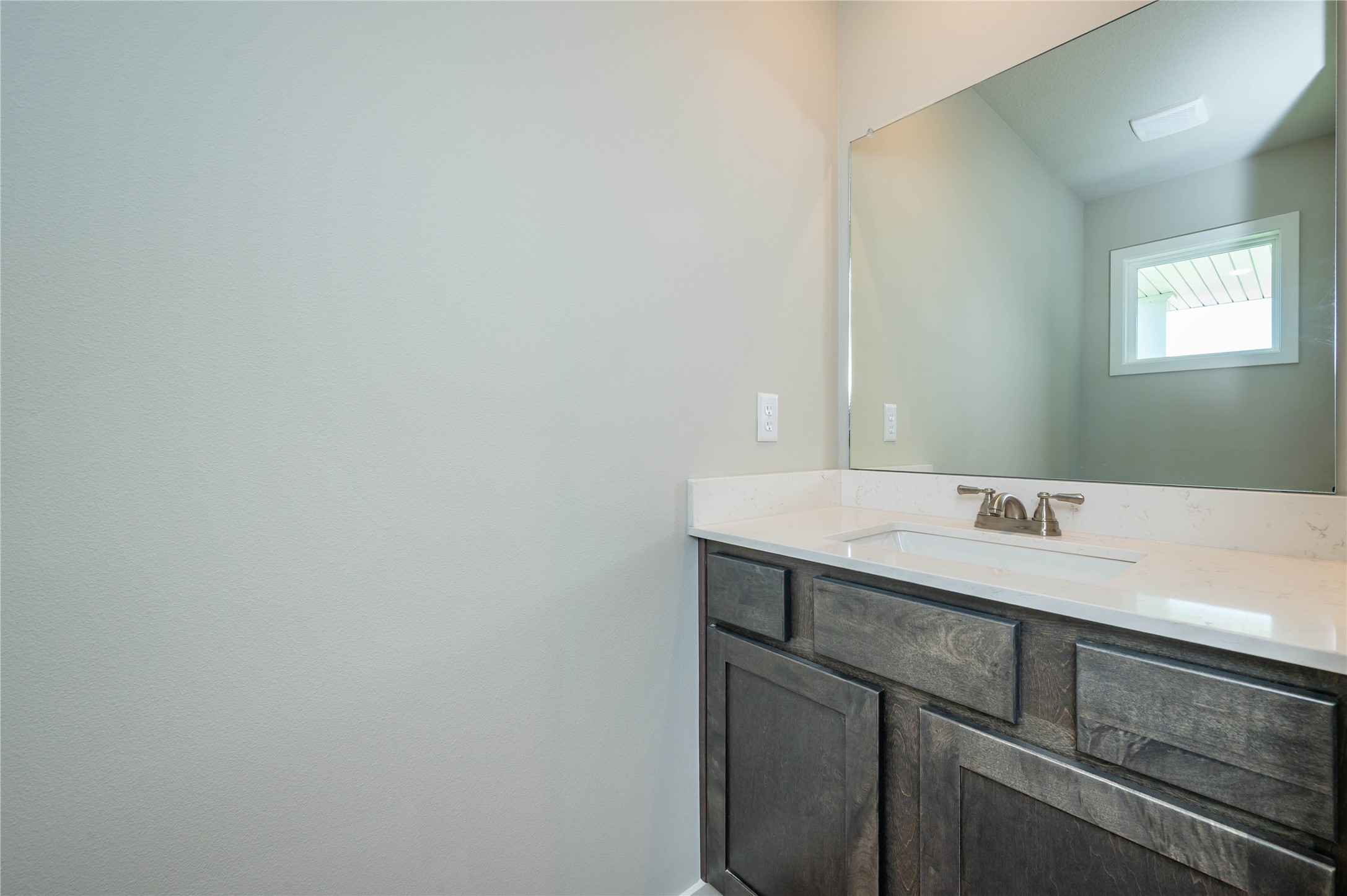 1465 Locust Street Property Photo 10