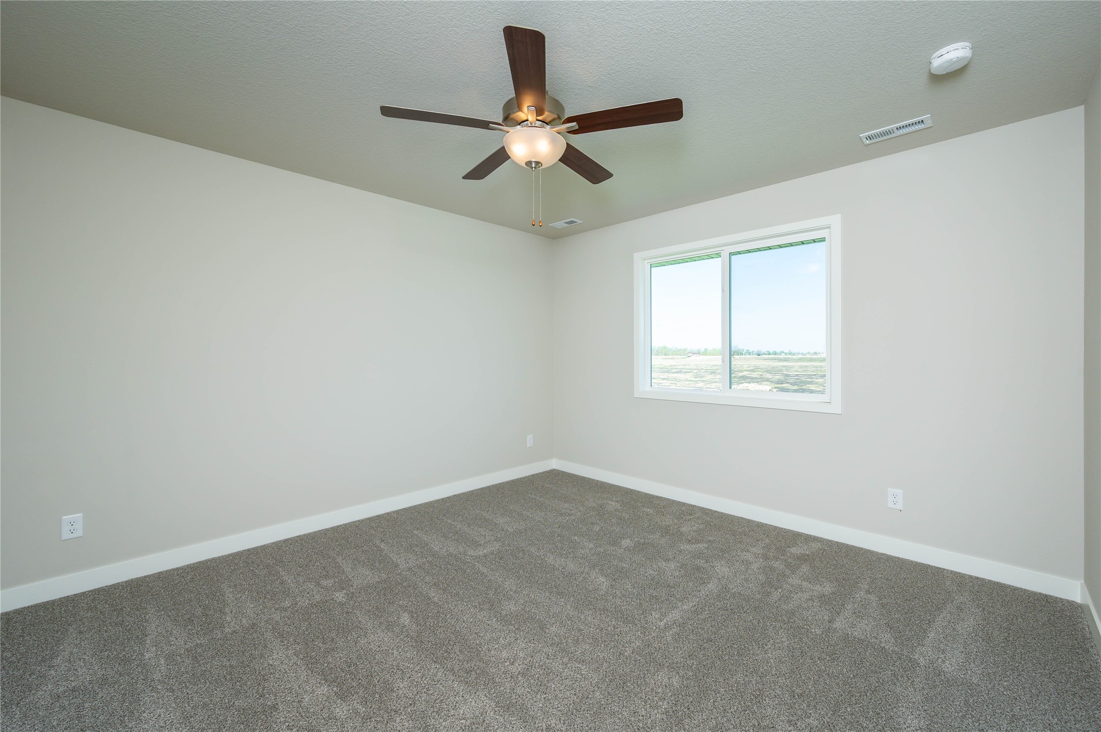1465 Locust Street Property Photo 11