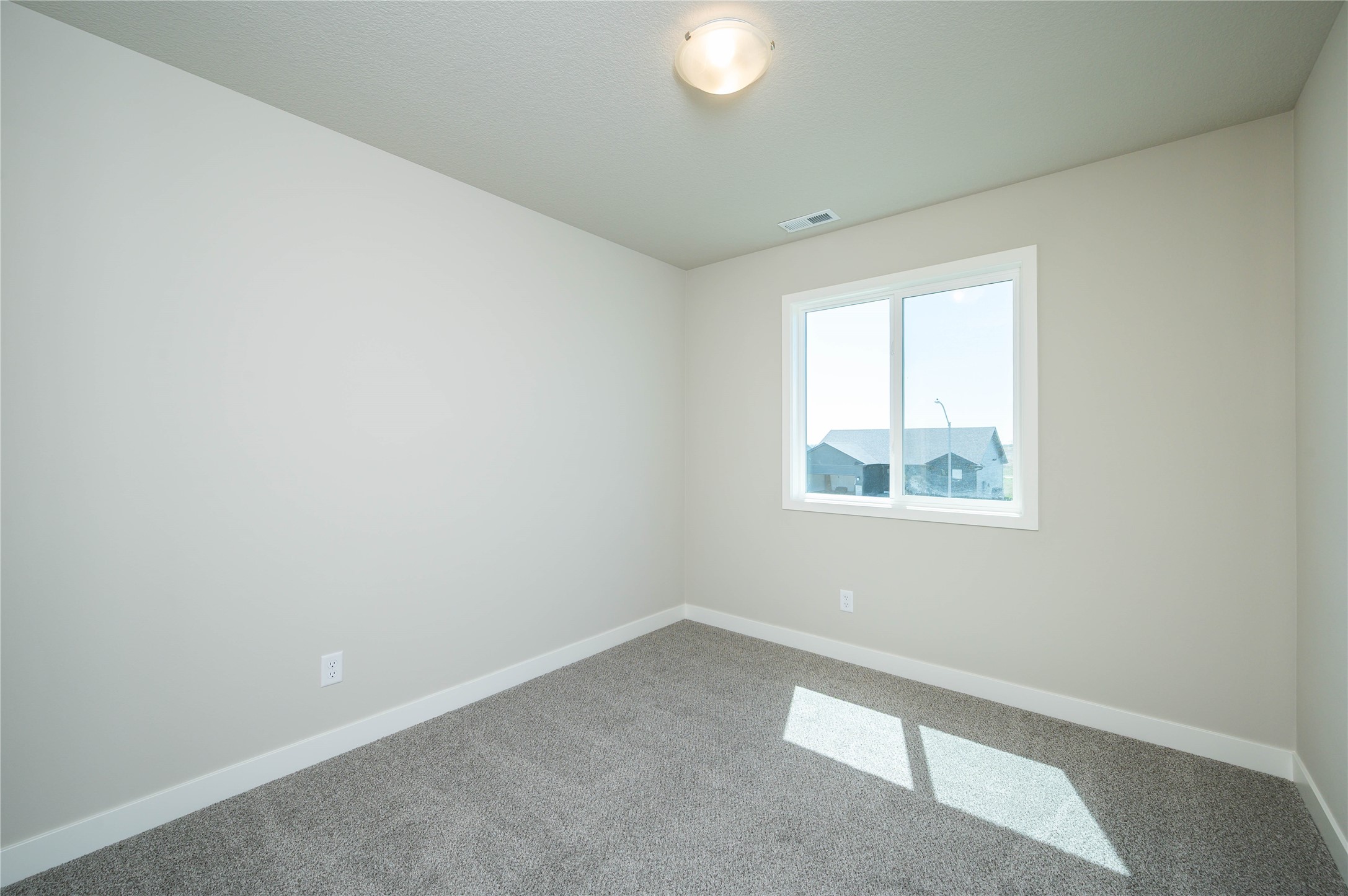 1465 Locust Street Property Photo 14