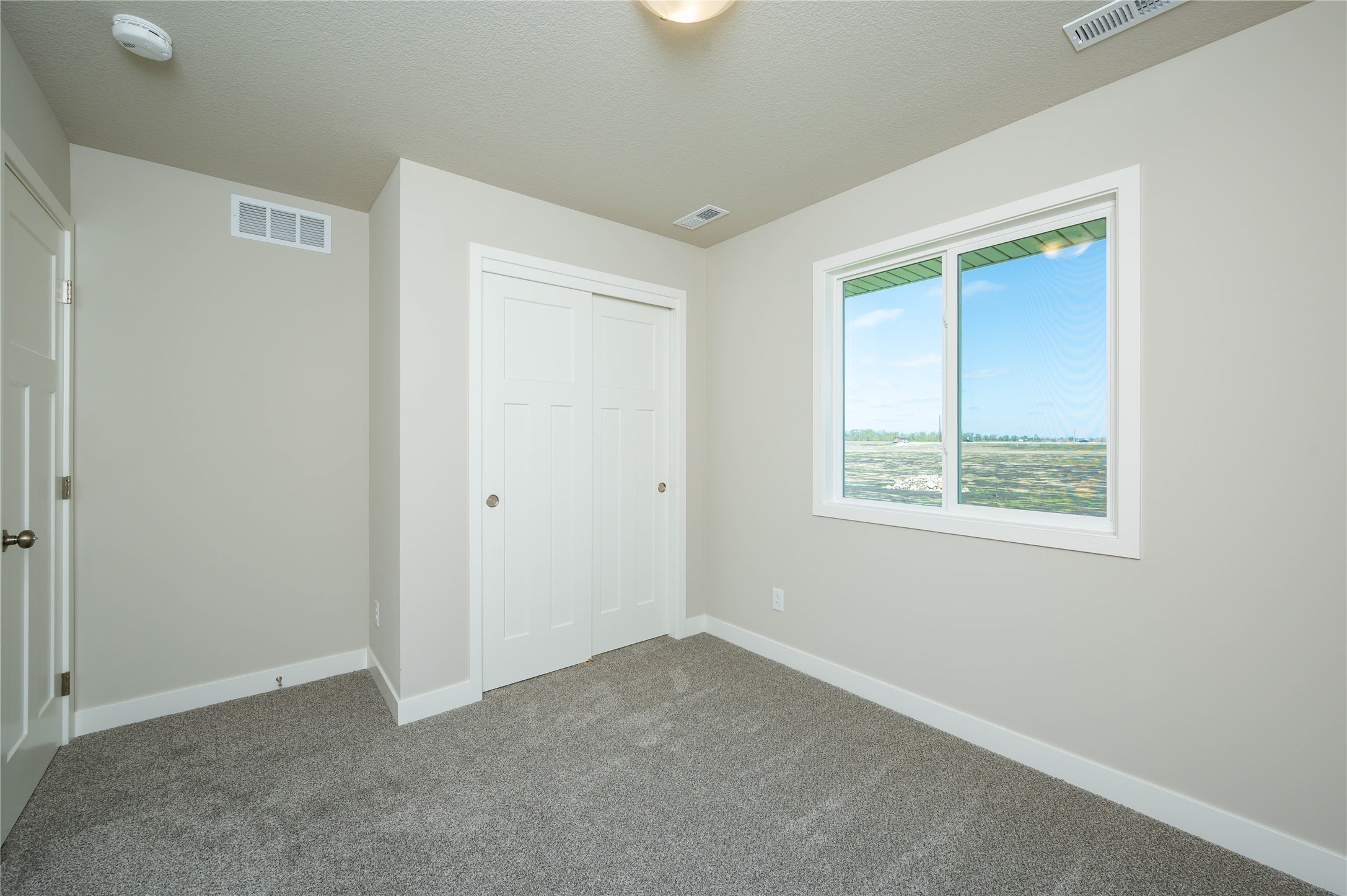 1465 Locust Street Property Photo 15
