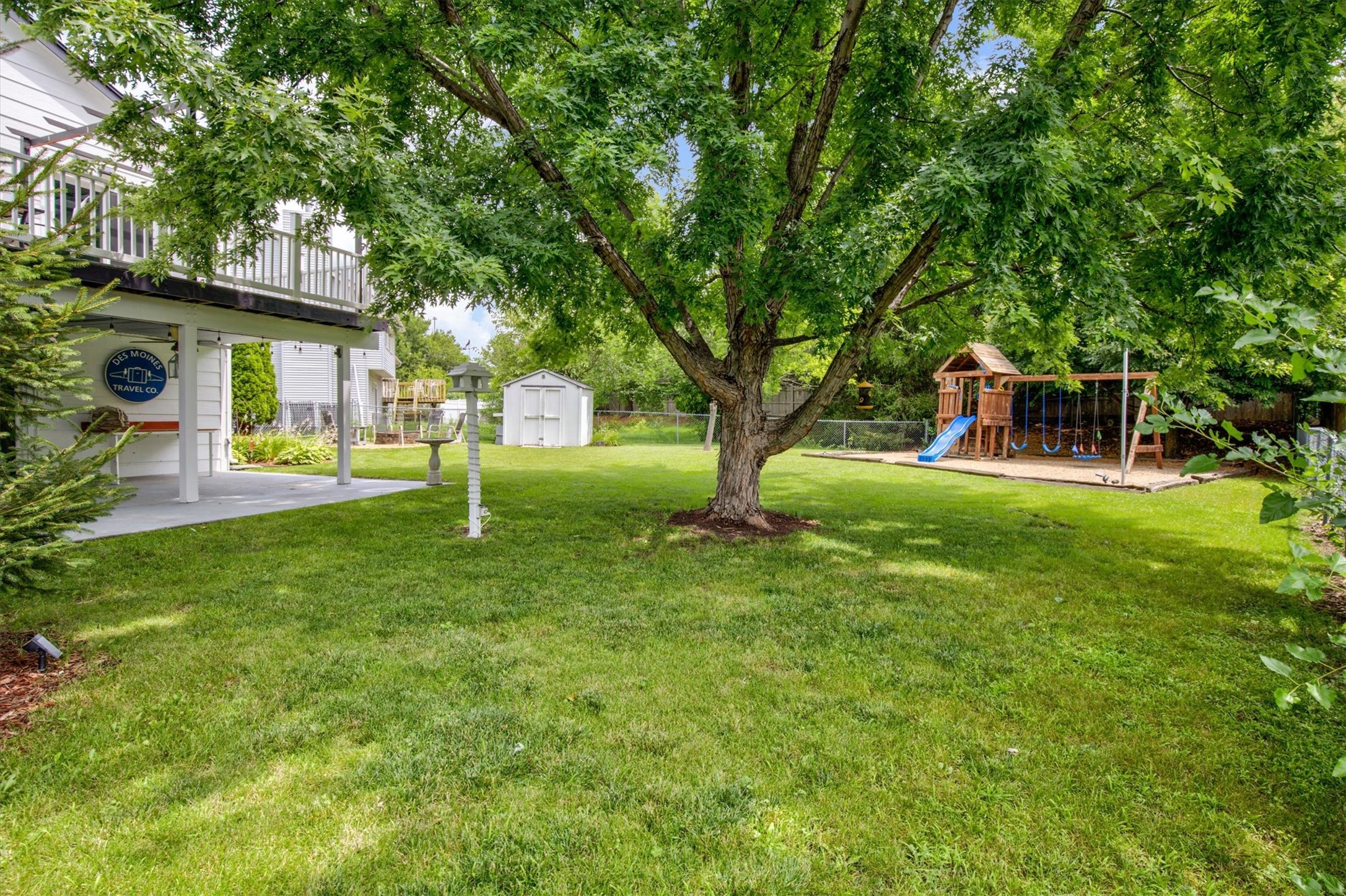 5304 Brookview Drive Property Photo 2