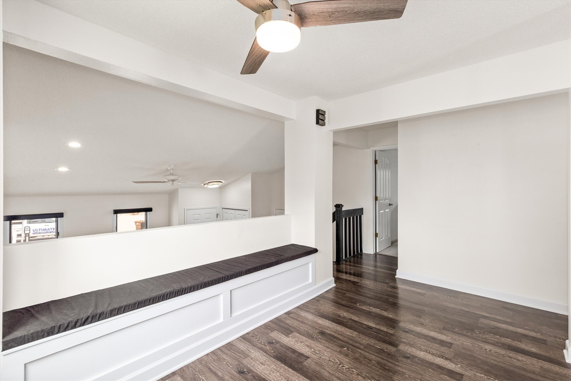 5304 Brookview Drive Property Photo 13