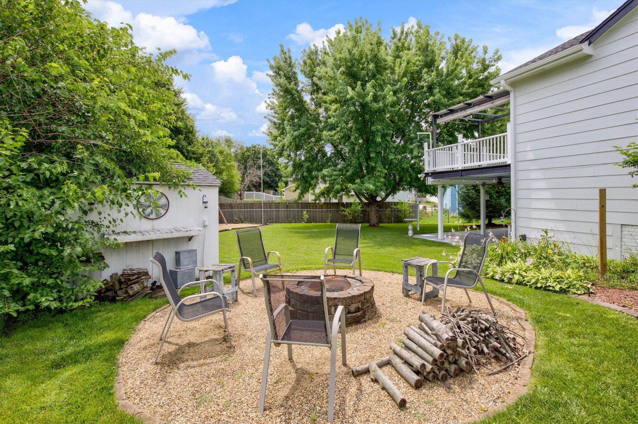 5304 Brookview Drive Property Photo 18