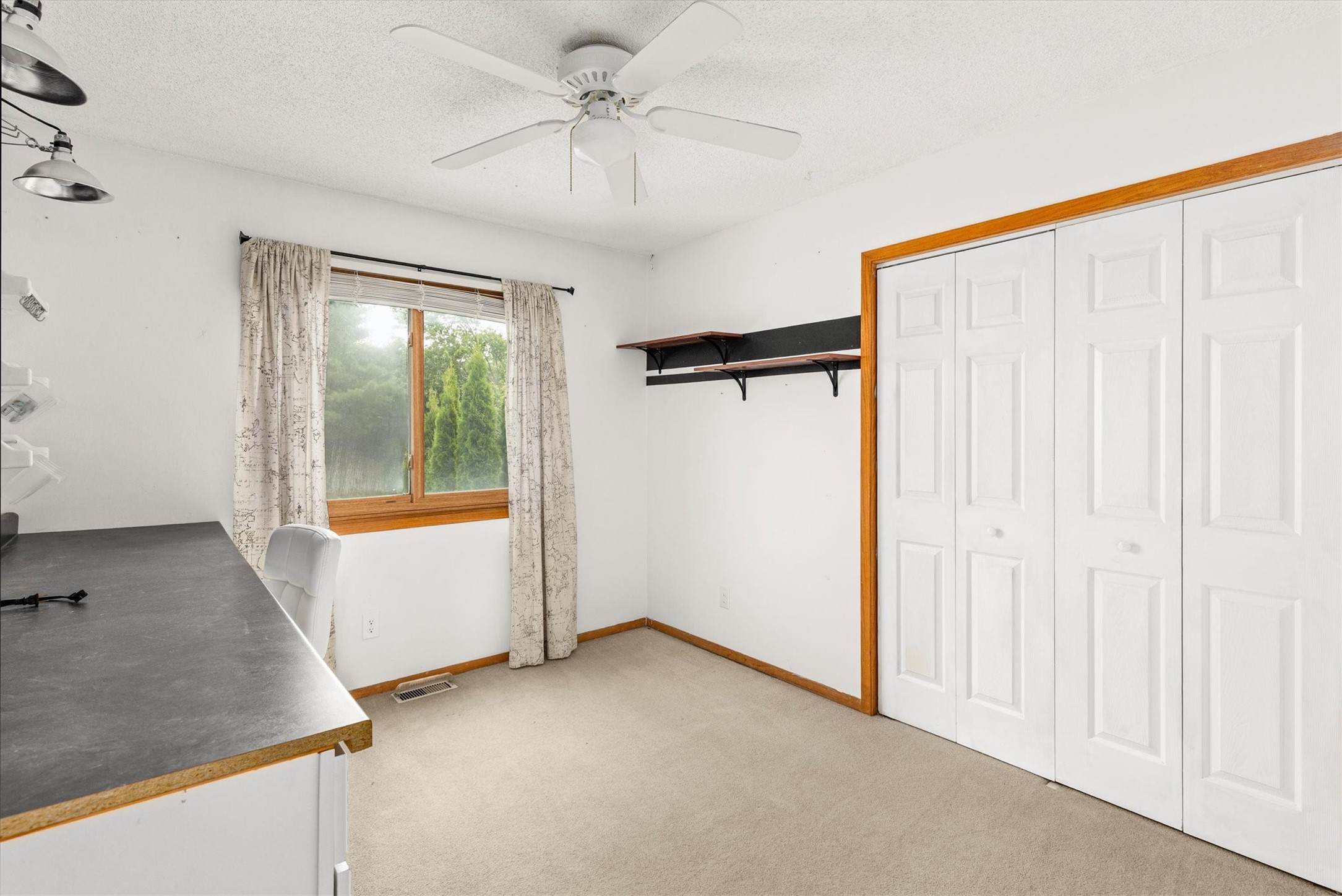 5304 Brookview Drive Property Photo 20