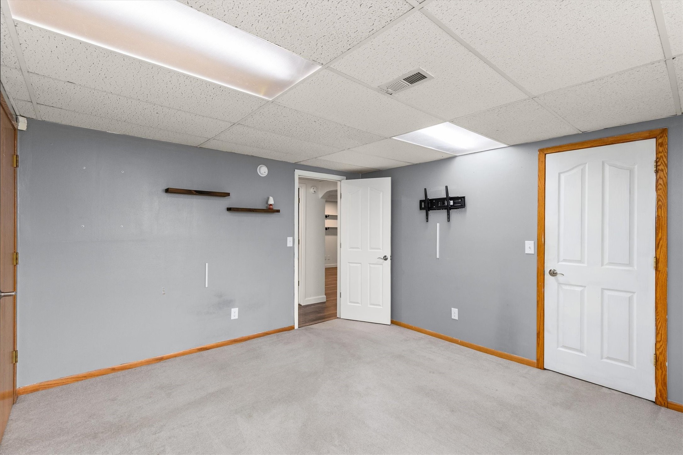 5304 Brookview Drive Property Photo 31