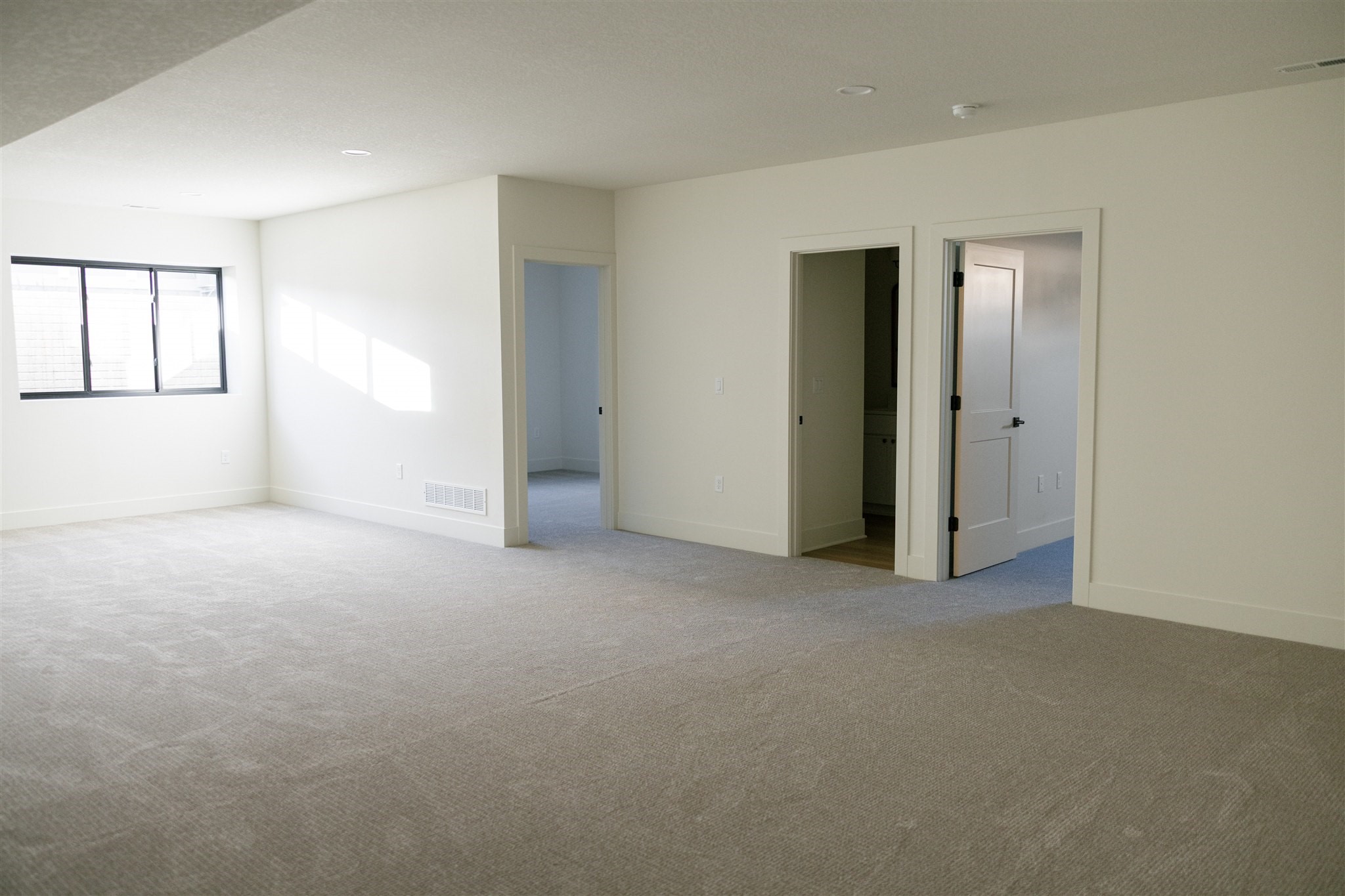 288 S Marigold Avenue Property Photo 21