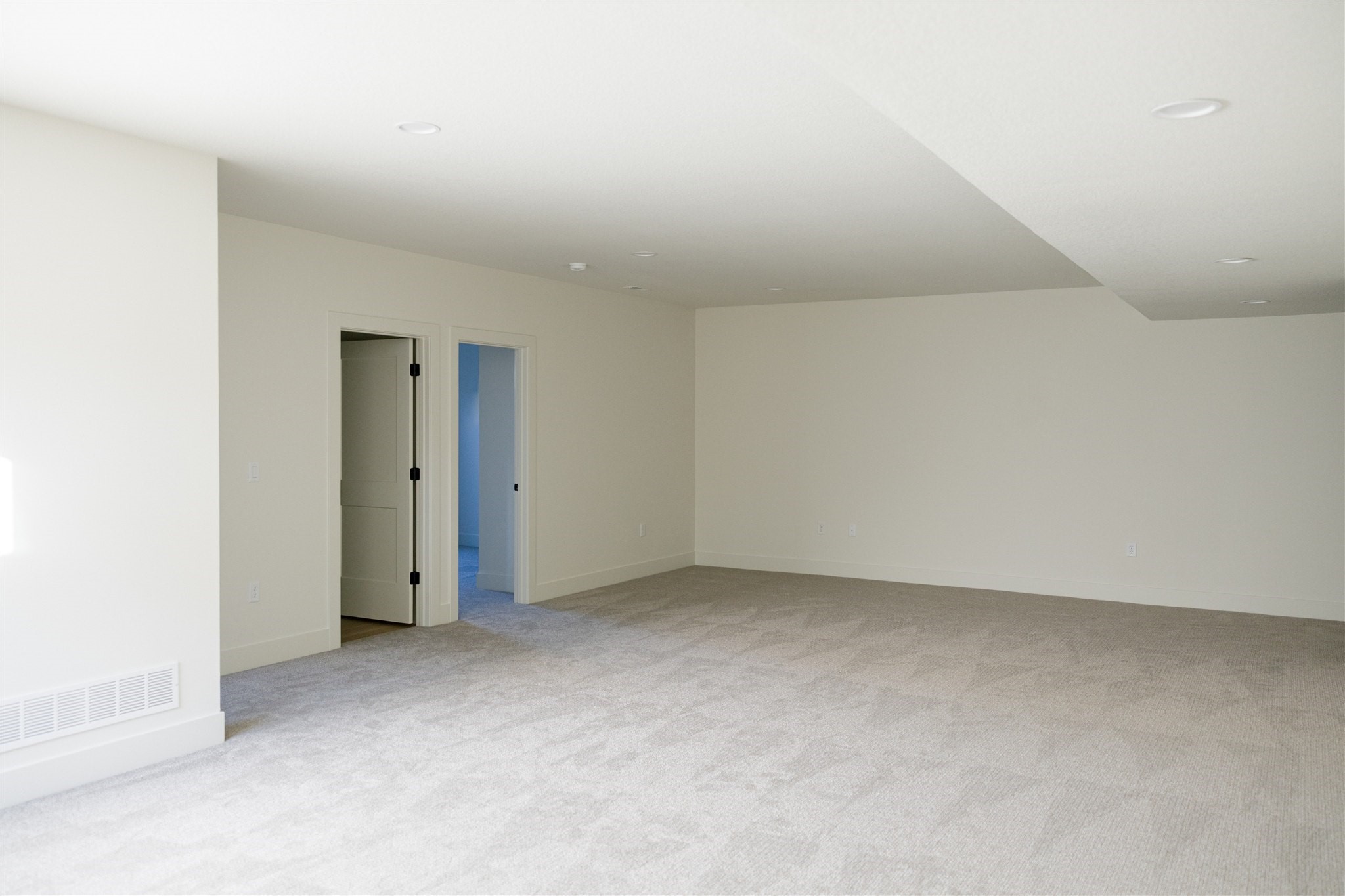 288 S Marigold Avenue Property Photo 22