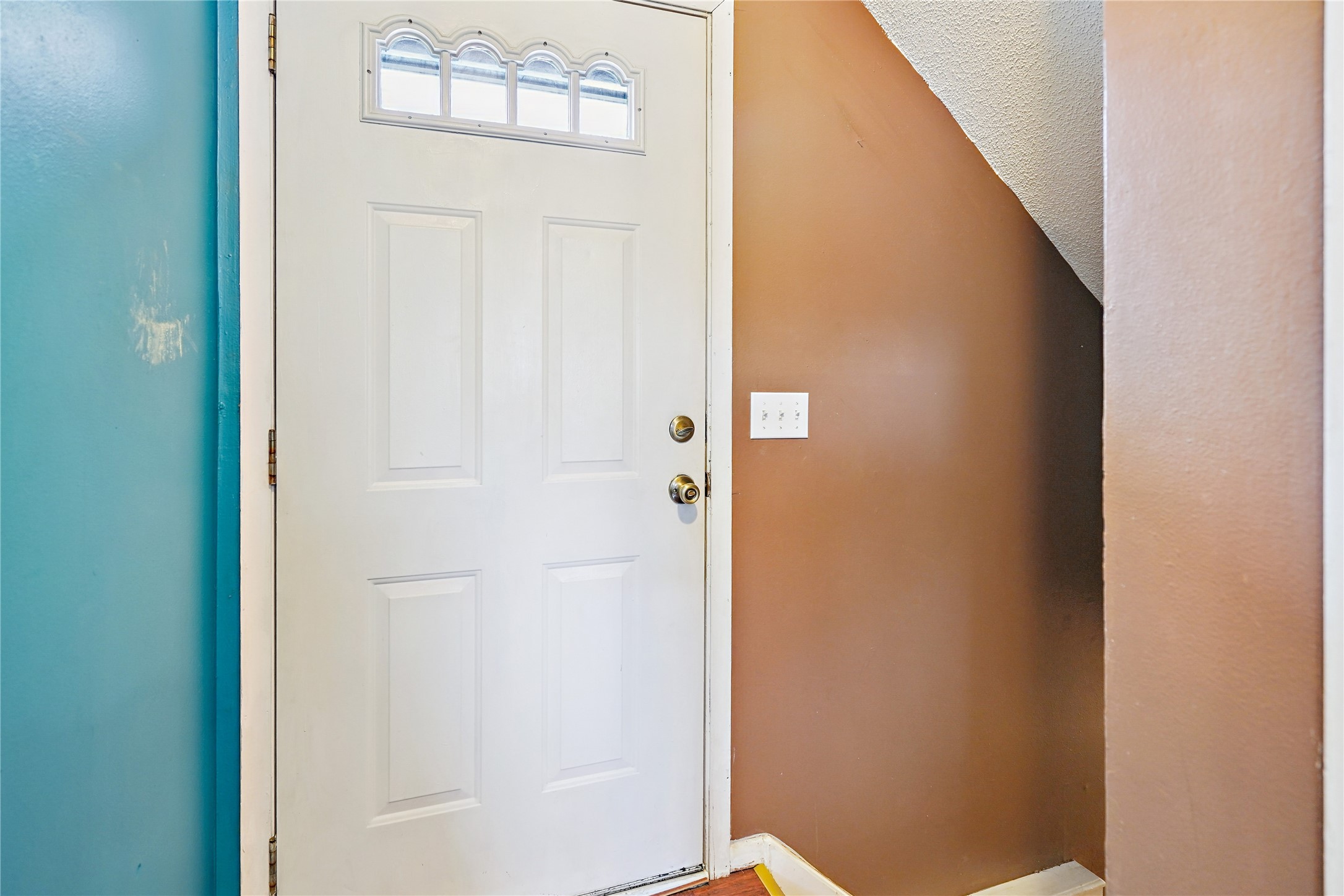 5230 Dakota Drive Property Photo 3