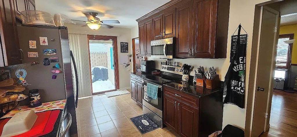 913 S 8th Avenue W Property Photo 5