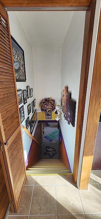 913 S 8th Avenue W Property Photo 13