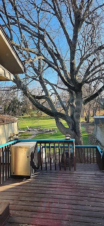 913 S 8th Avenue W Property Photo 22