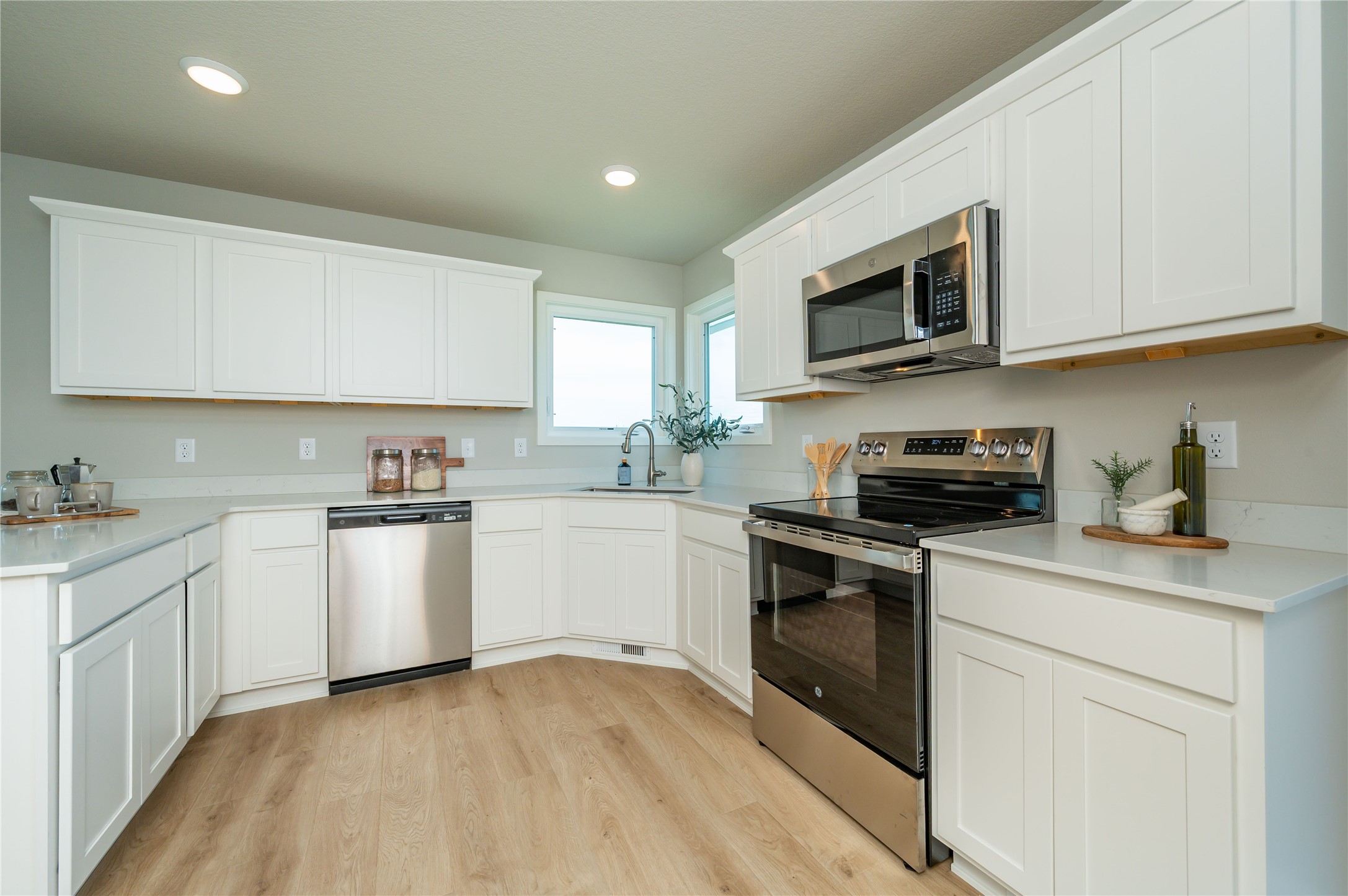 25127 Bluebird Circle Property Photo 6