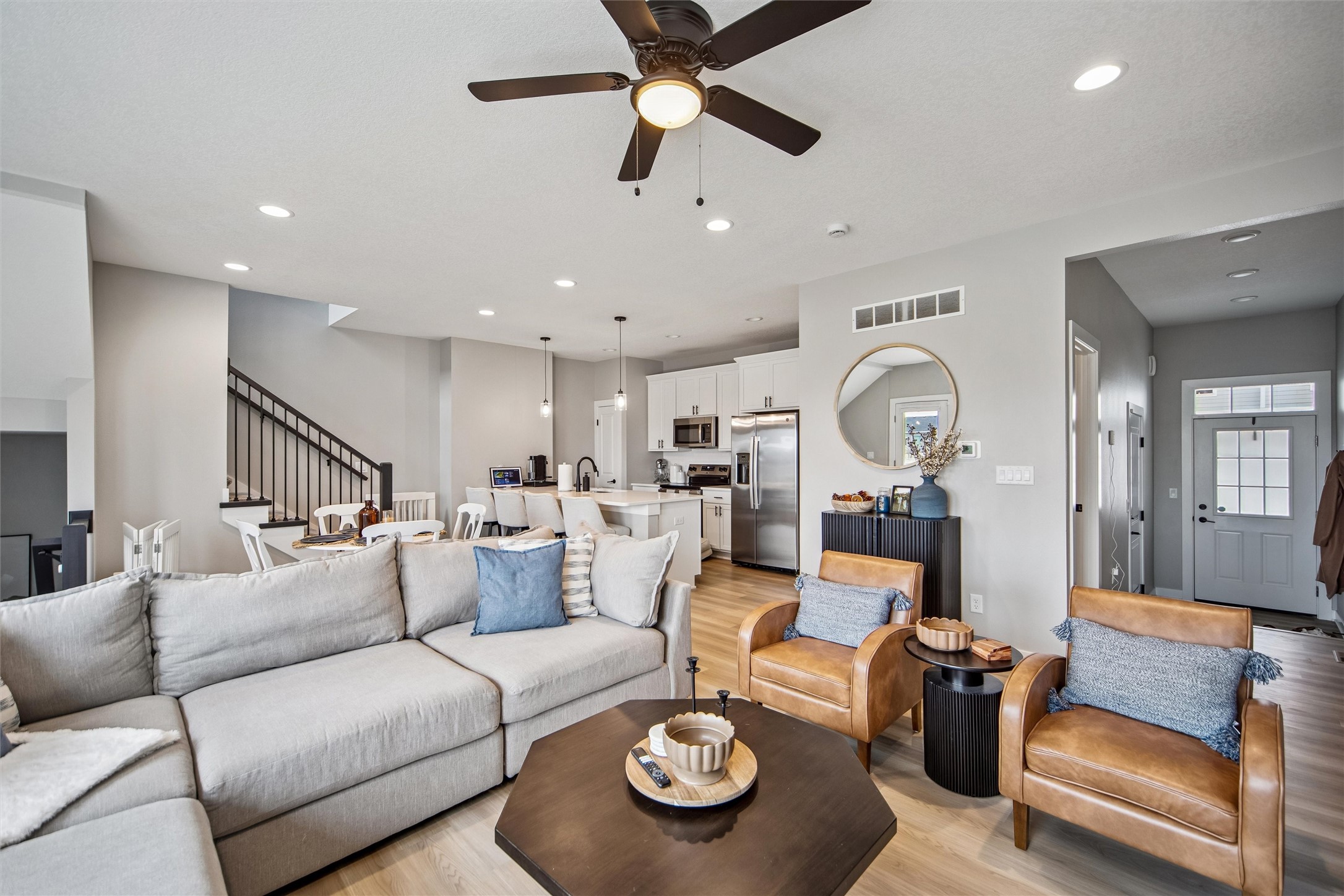 15304 Bellflower Lane Property Photo 4