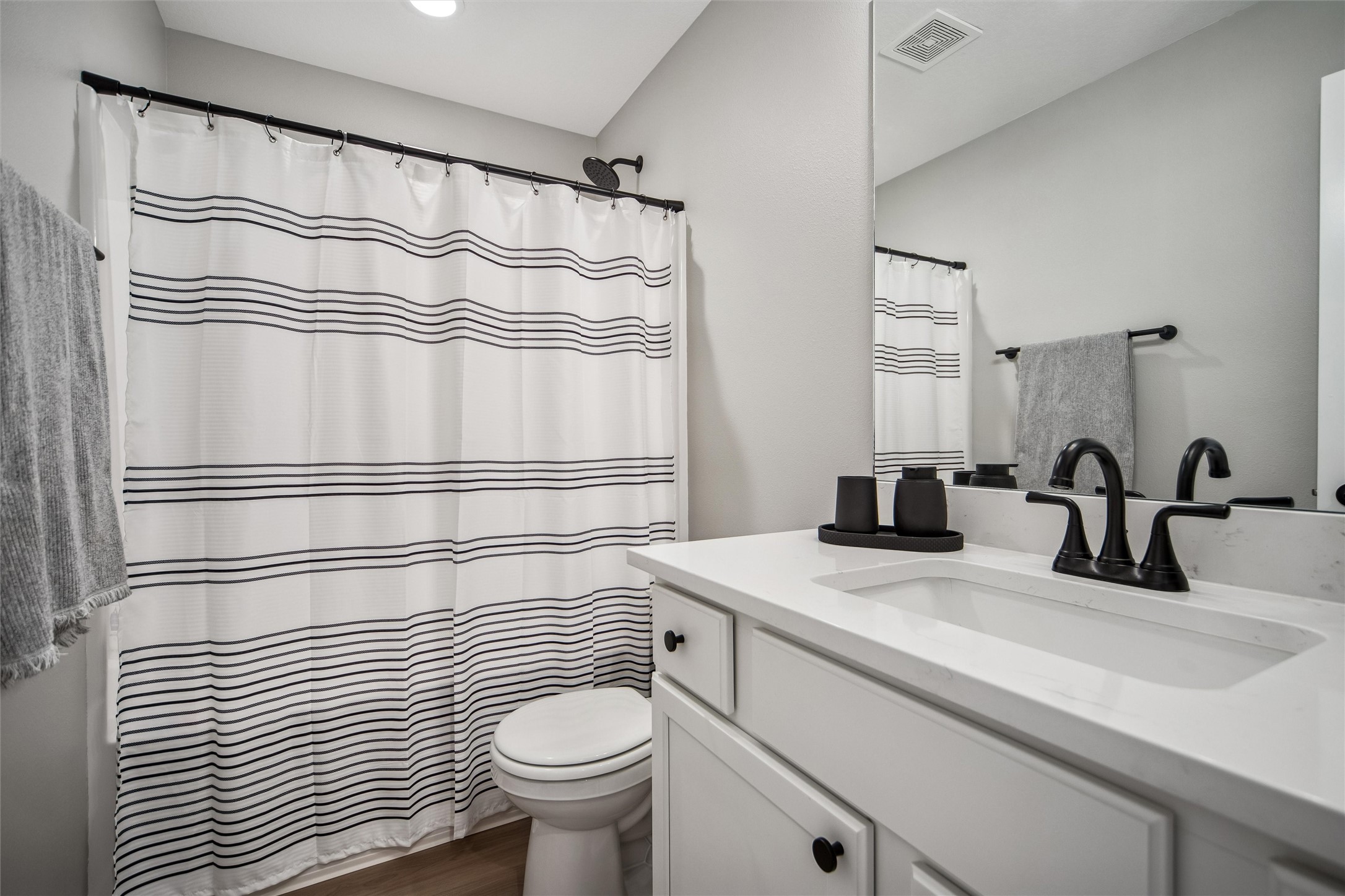 15304 Bellflower Lane Property Photo 19