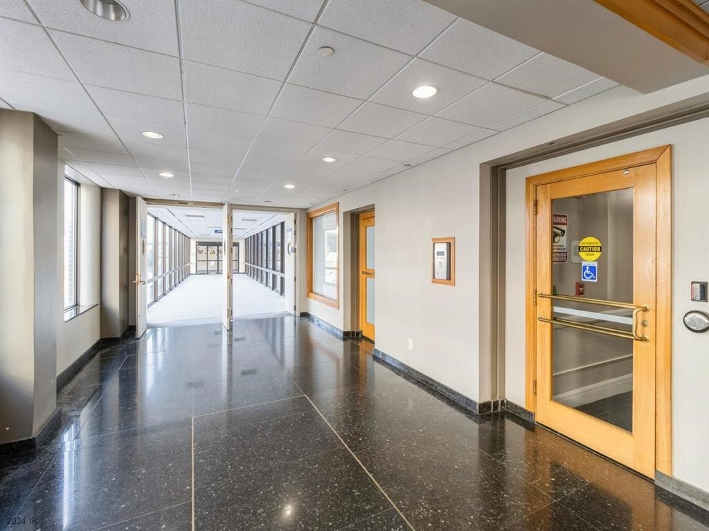 400 Walnut Street 203 Property Photo 15