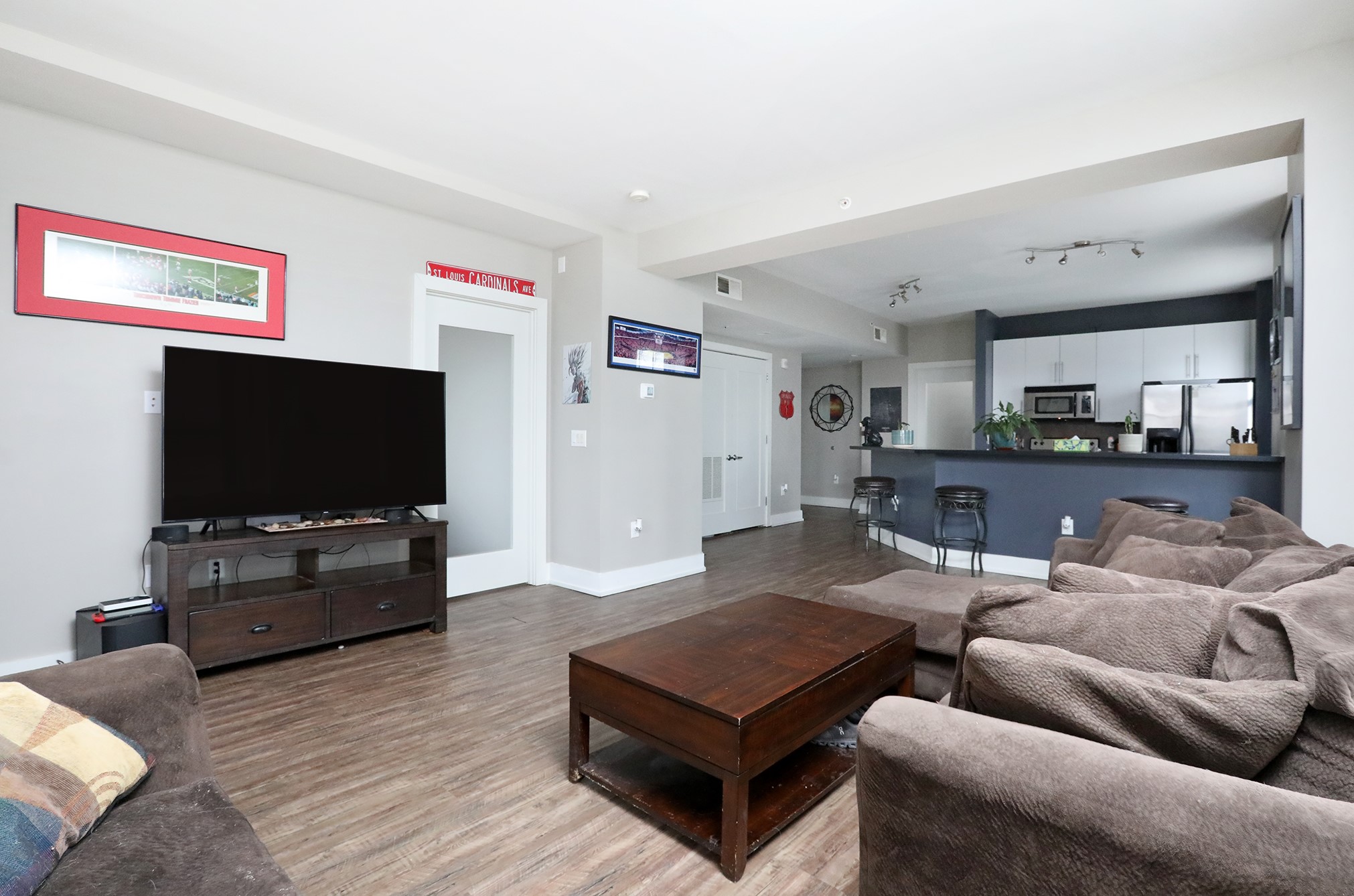 400 Walnut Street 304 Property Photo 17