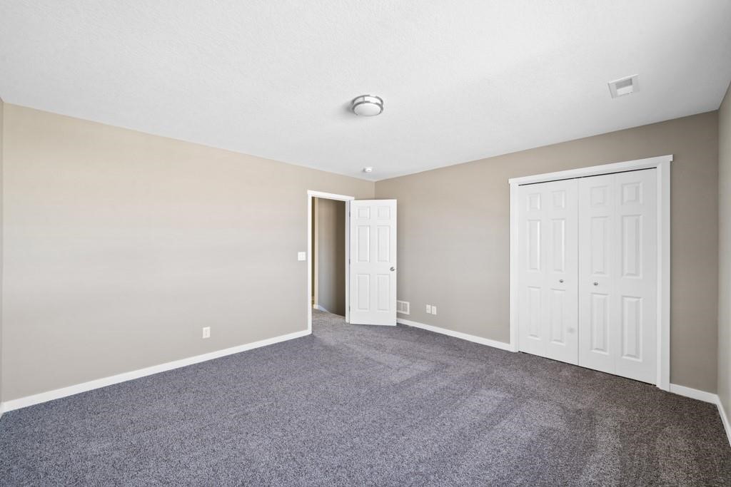 102 E Sycamore Street Property Photo 19