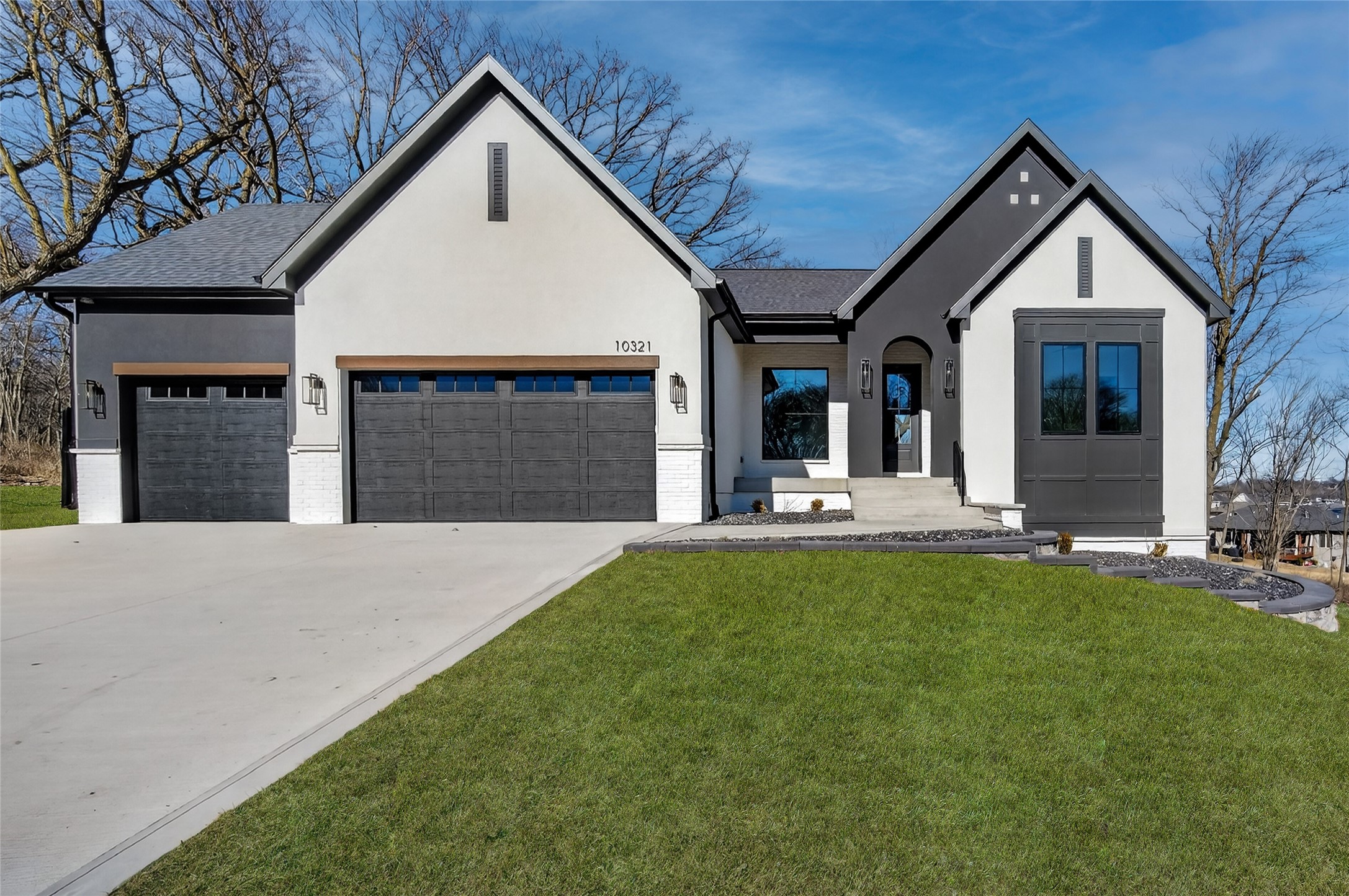 10321 Thorne Drive Property Photo 1
