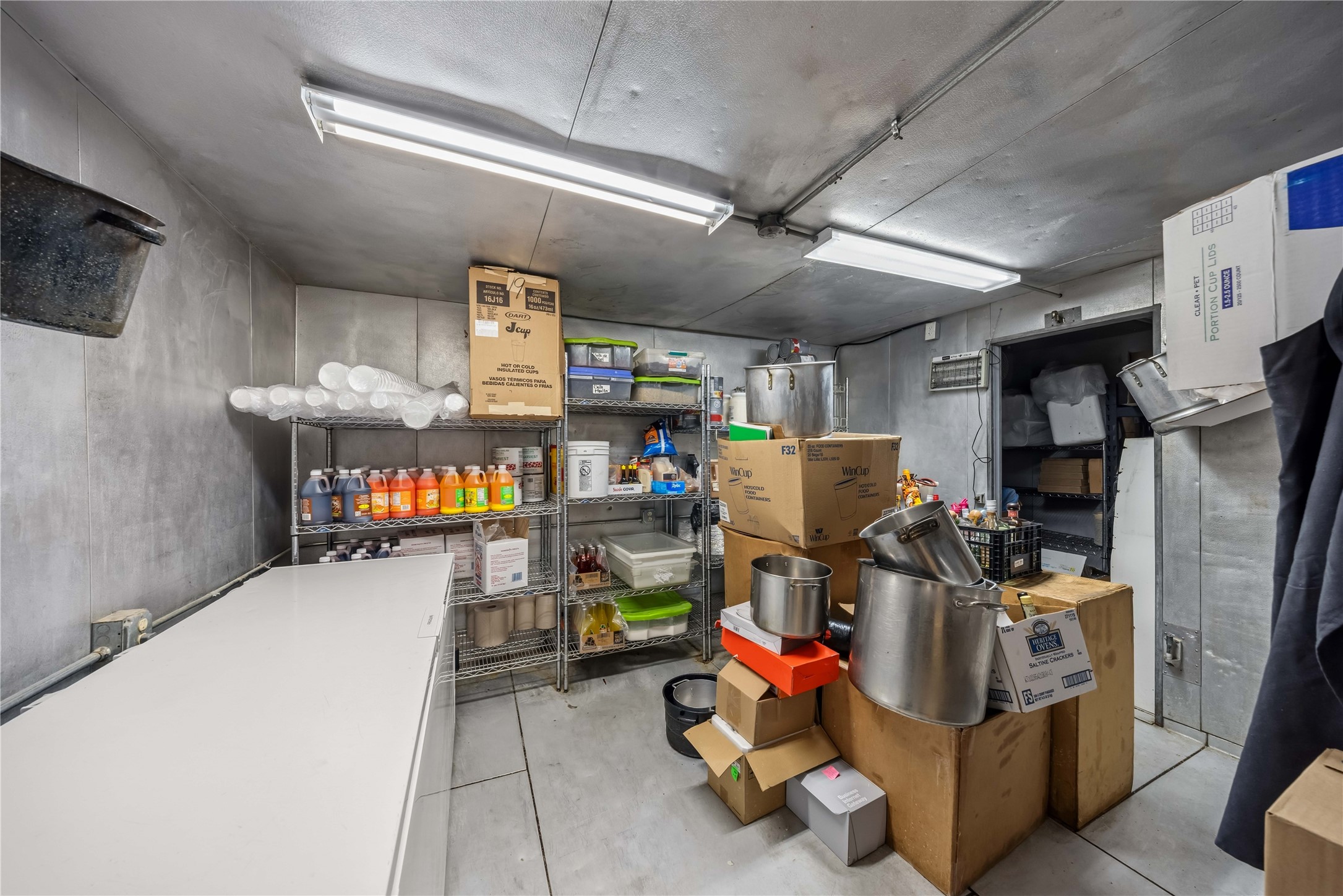 5405 Douglas Avenue Property Photo 10