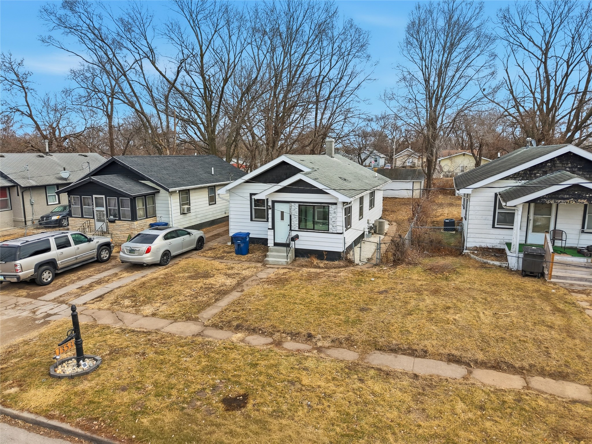 1353 E 15th Street Property Photo 1