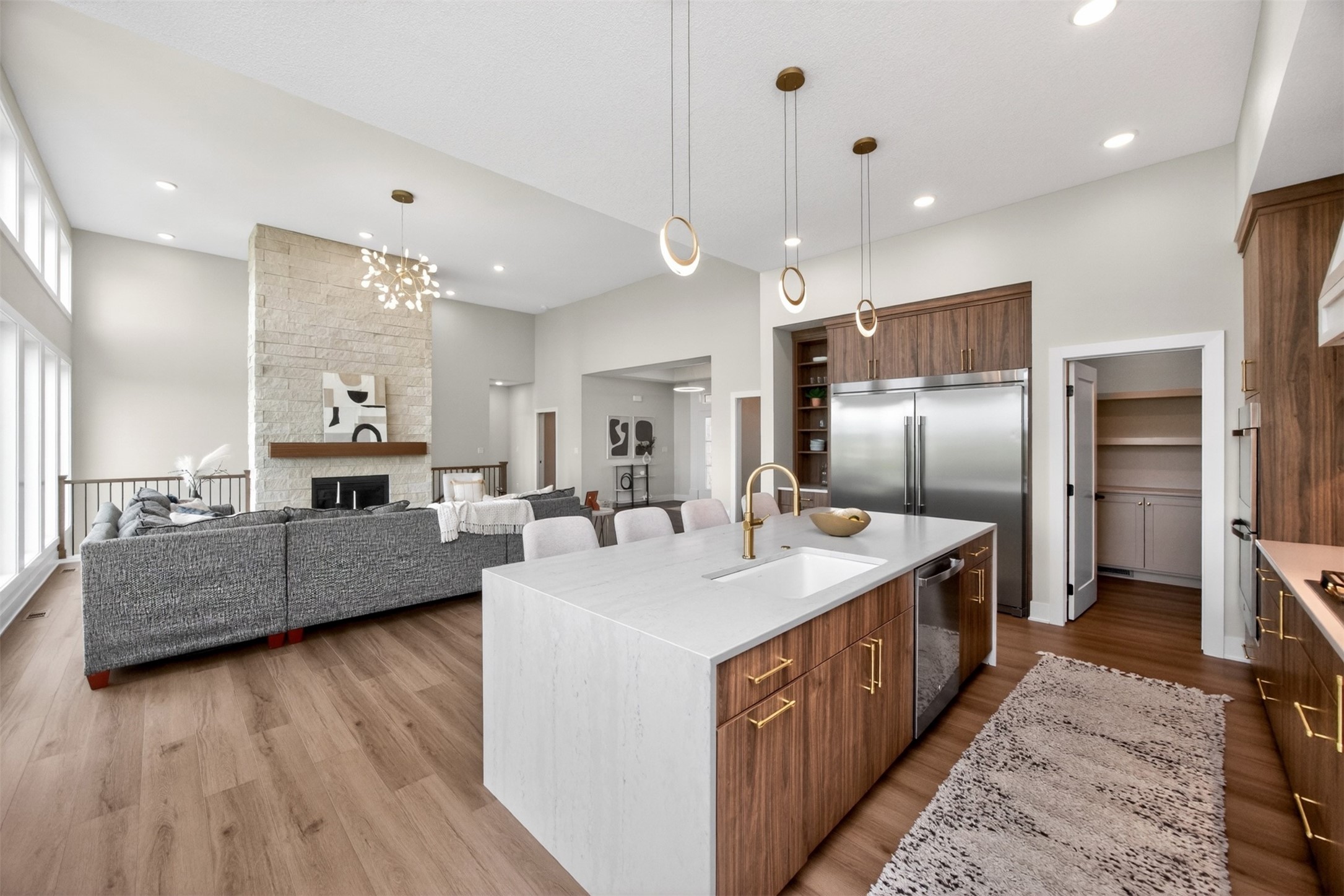 16211 Sharon Drive Property Photo 12