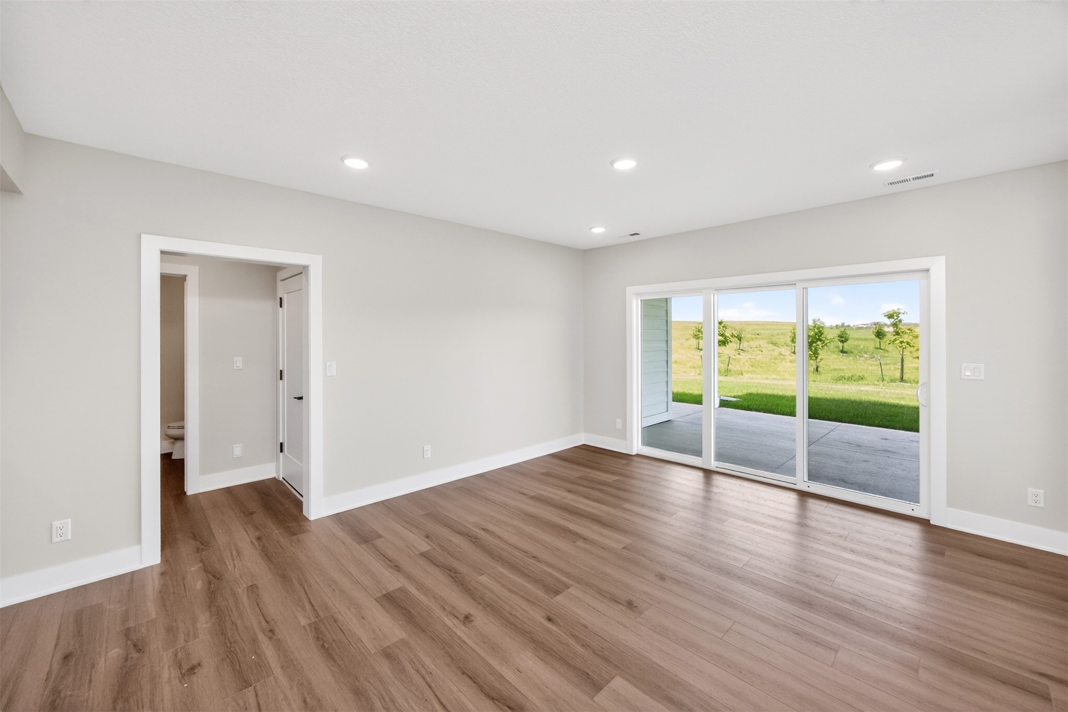 16211 Sharon Drive Property Photo 27