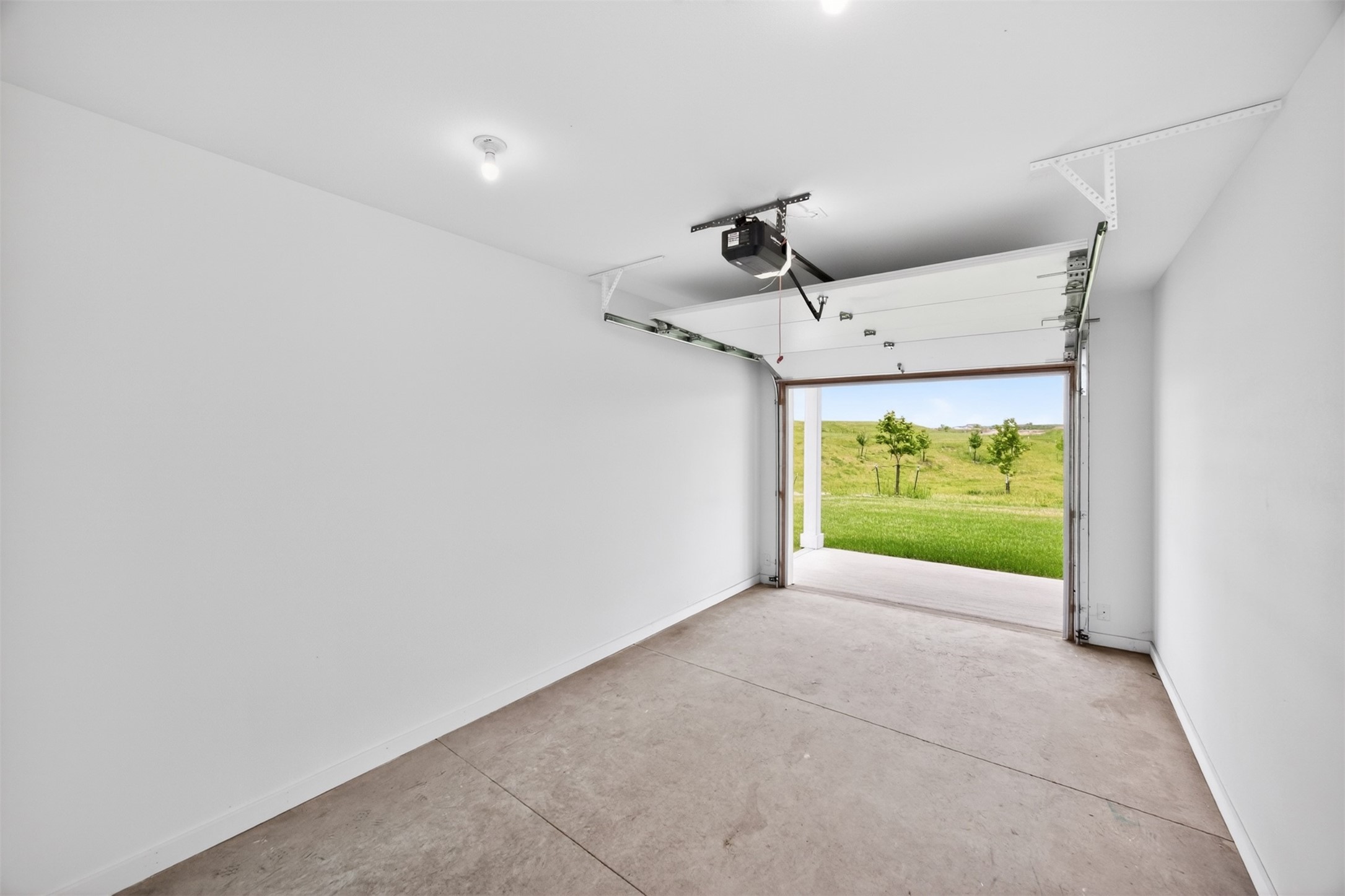 16211 Sharon Drive Property Photo 33