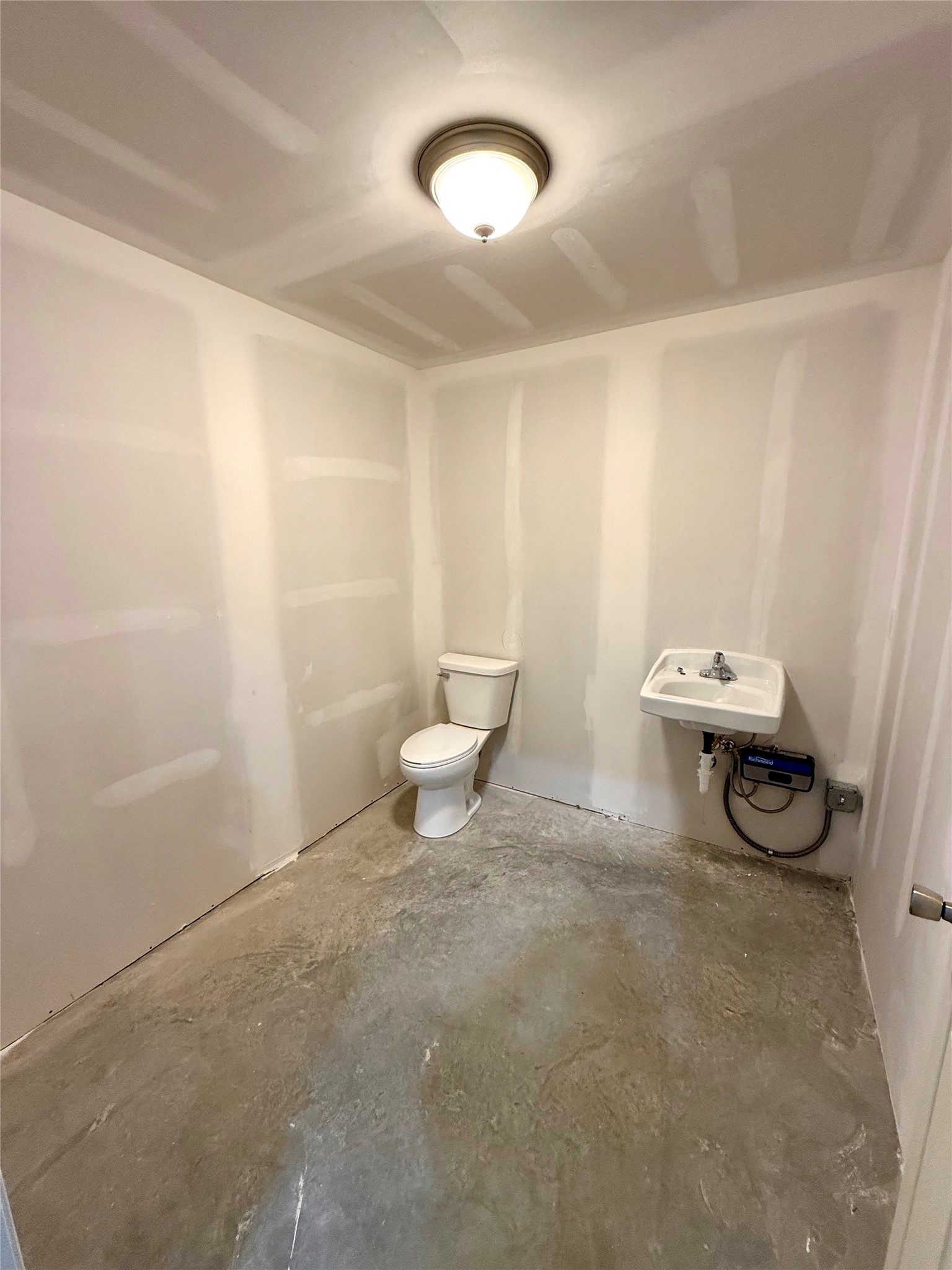 3398 Nolan-carney Drive Property Photo 7