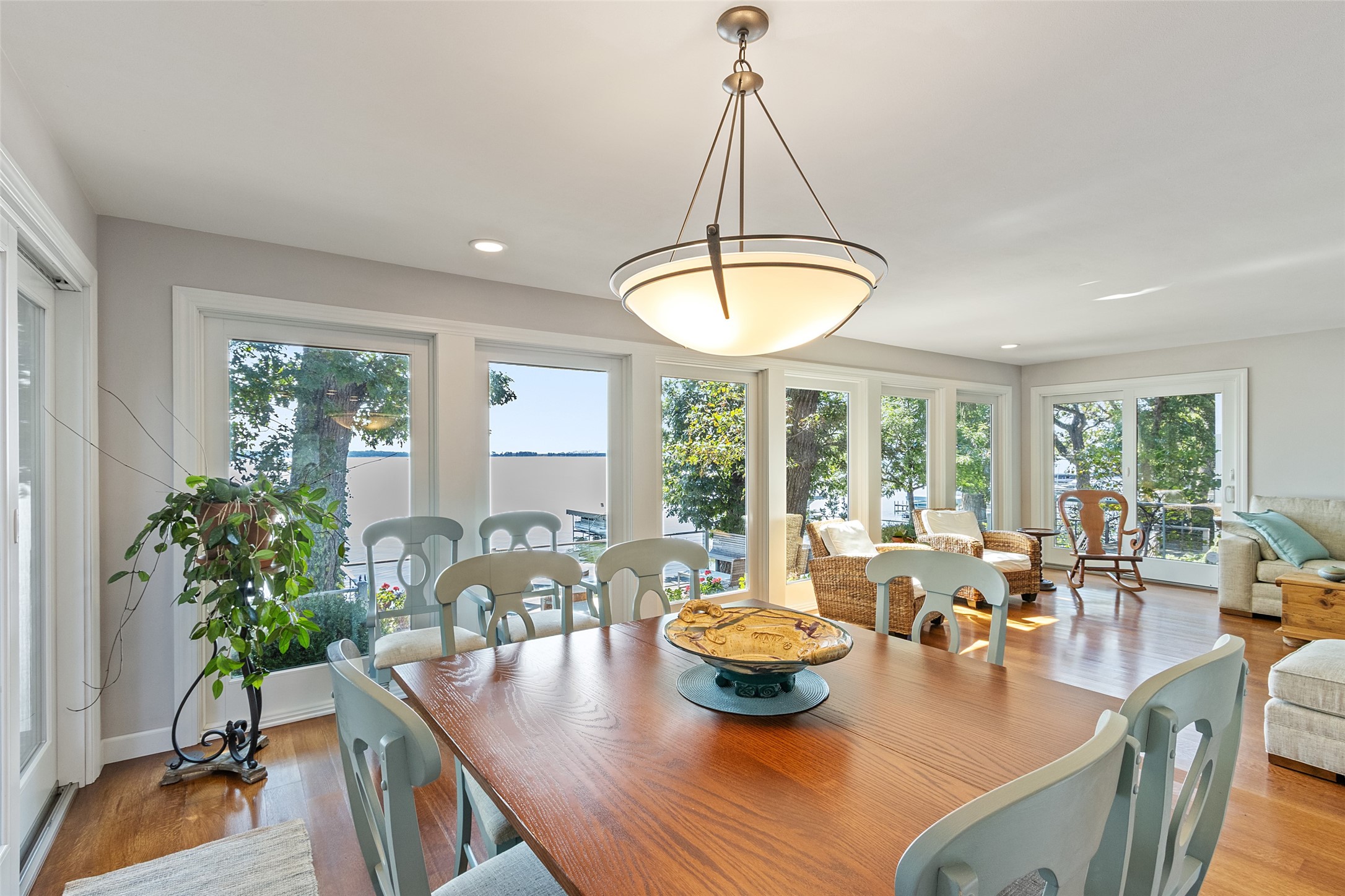 1517 N Shore Drive Property Photo 17