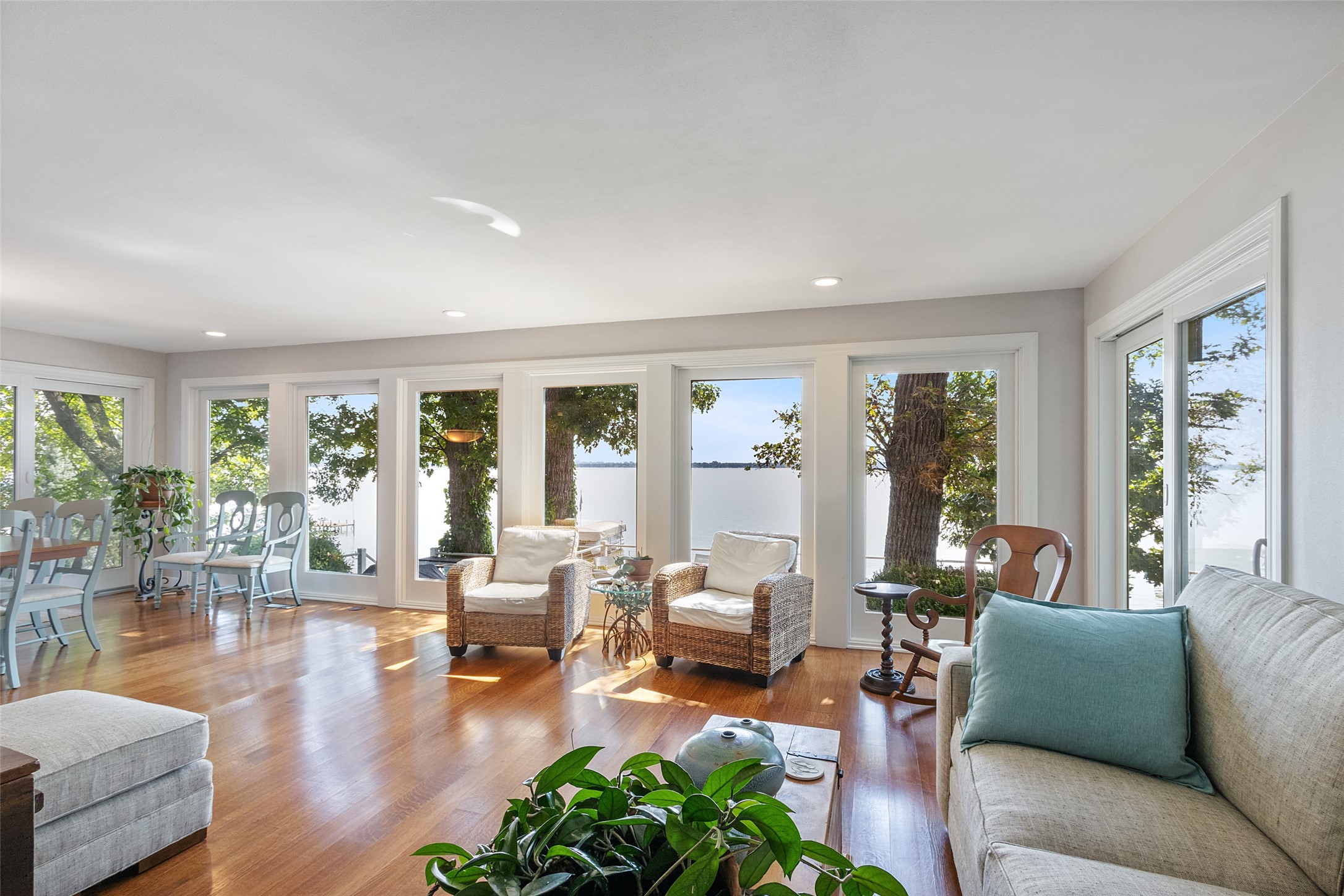 1517 N Shore Drive Property Photo 18