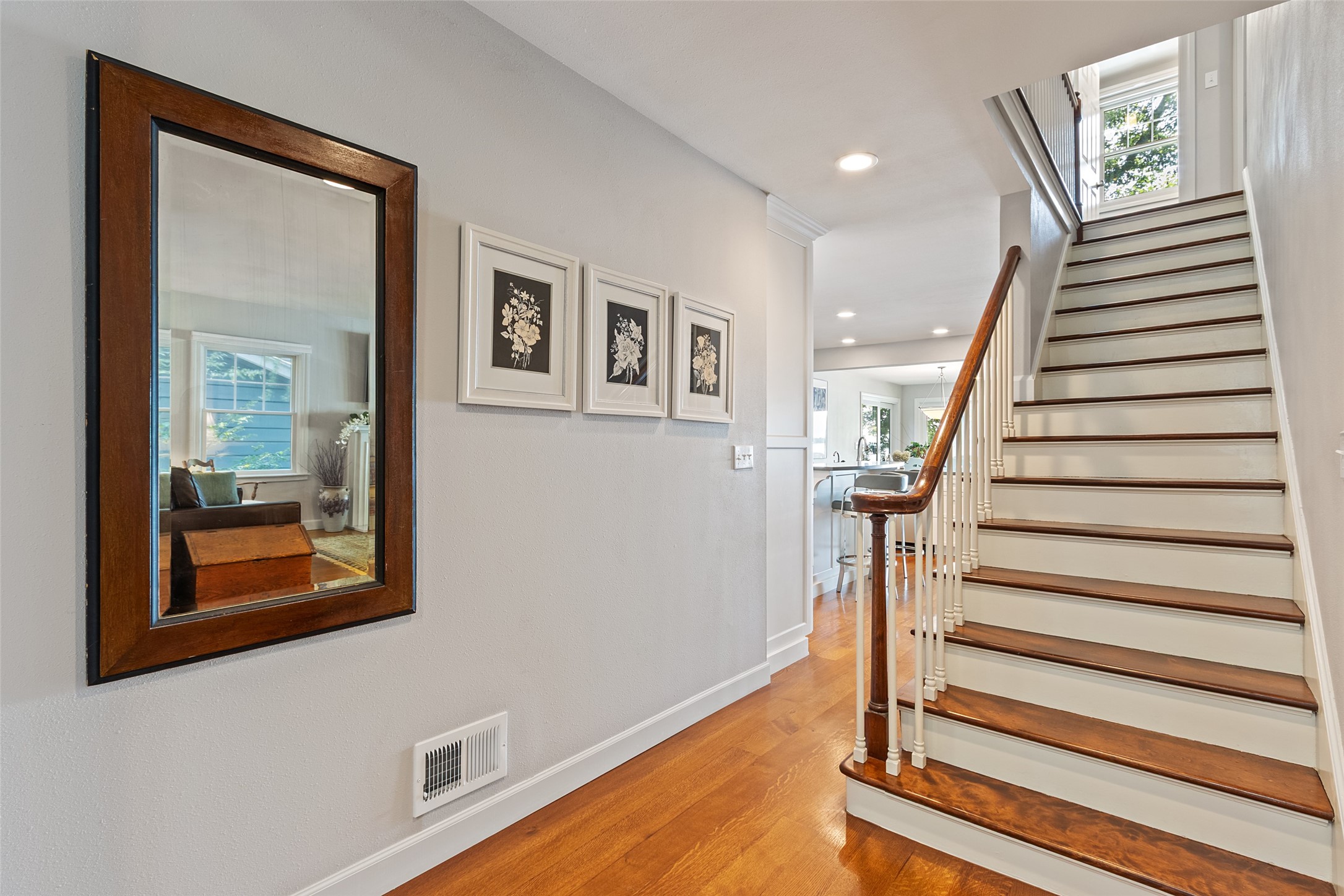1517 N Shore Drive Property Photo 23