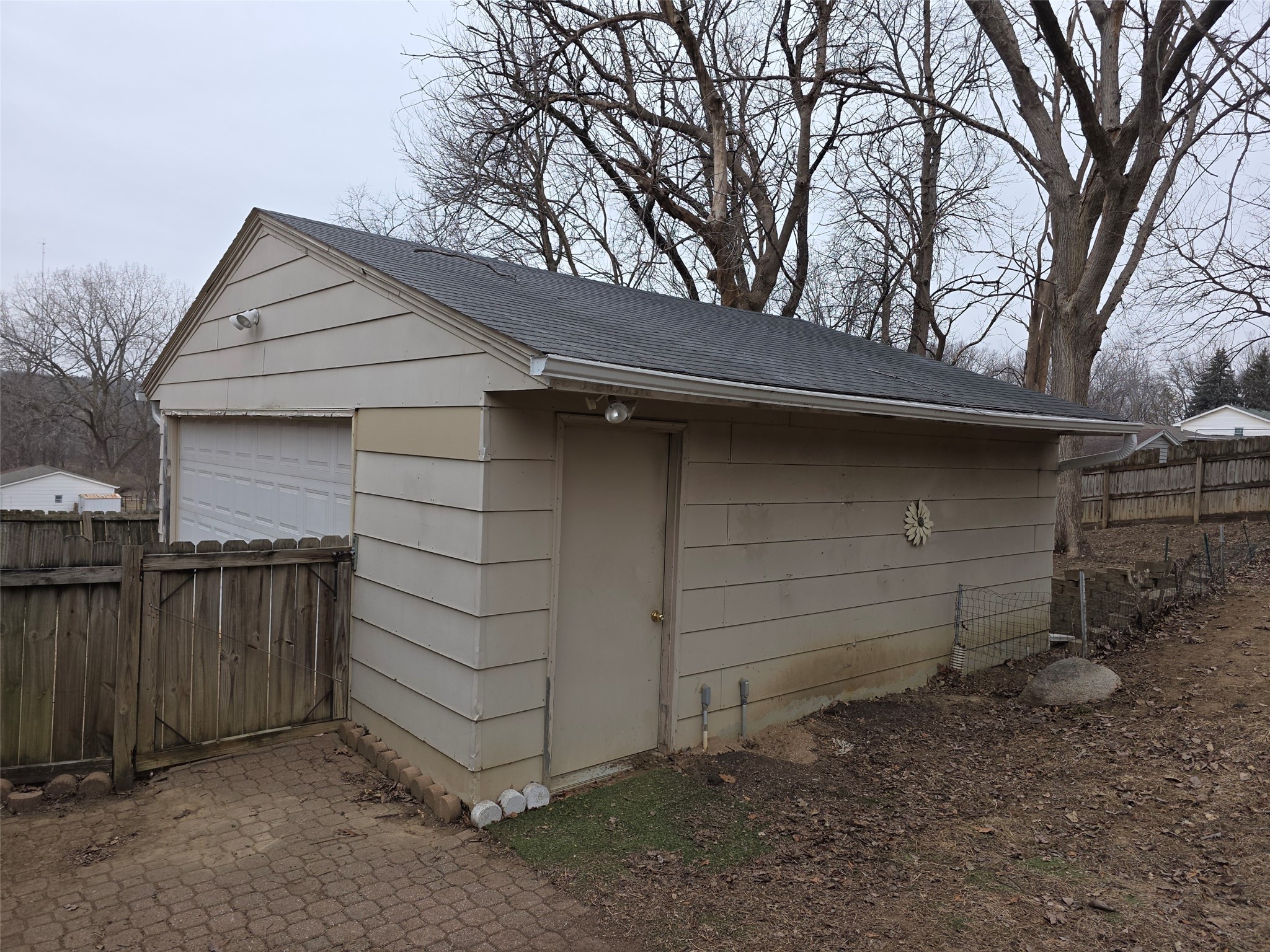 4488 Independence Drive Property Photo 3