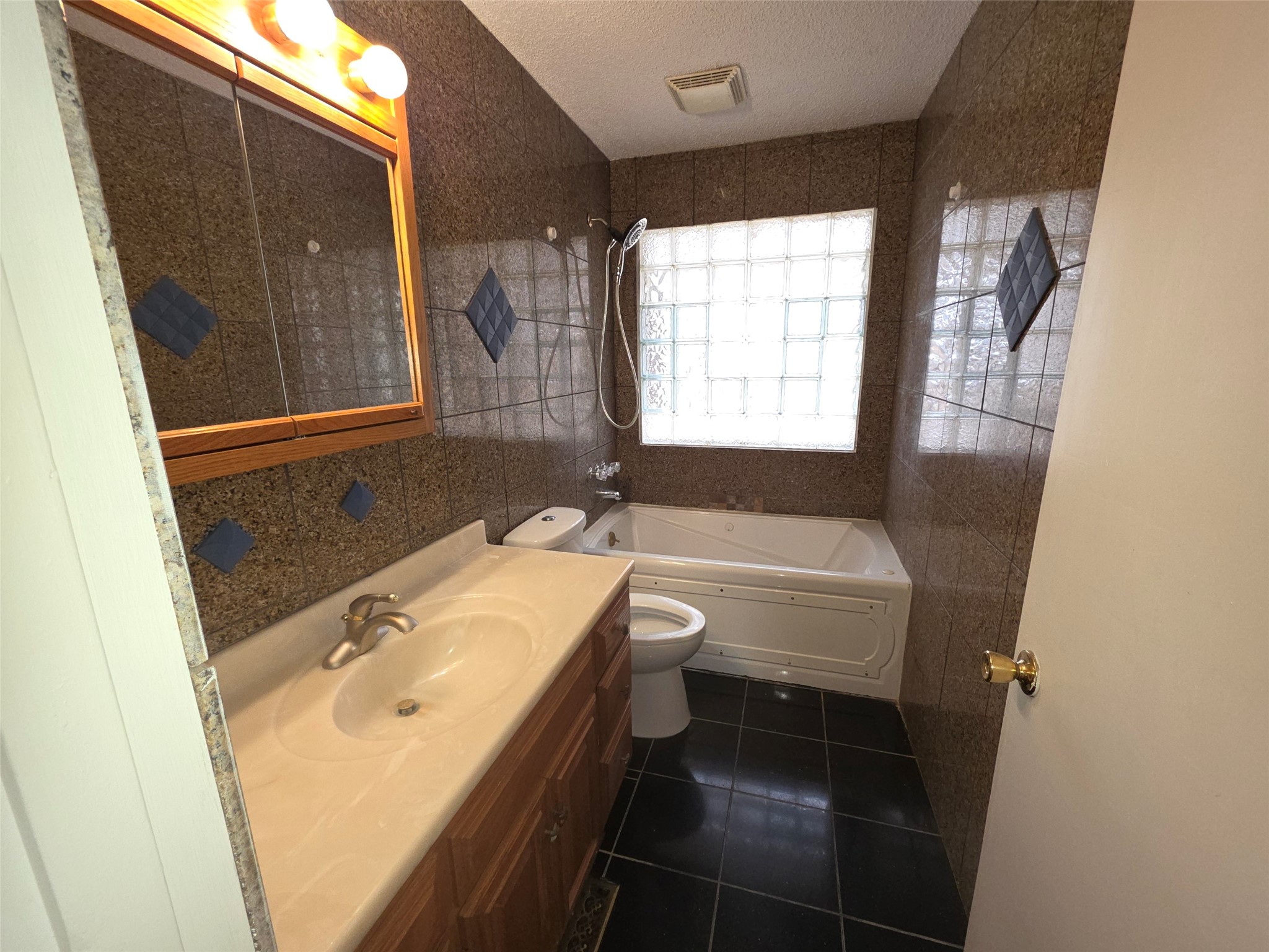 4488 Independence Drive Property Photo 8