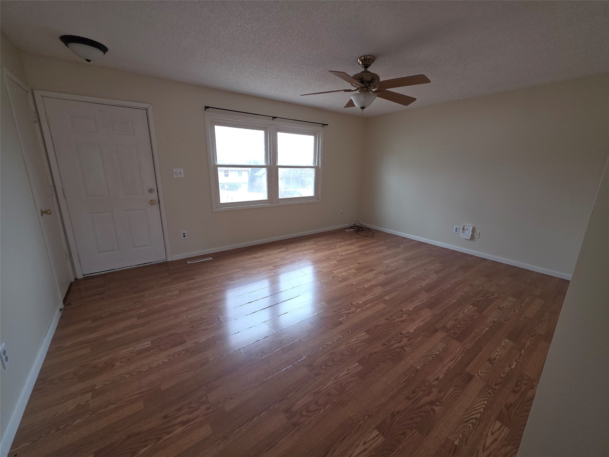 4488 Independence Drive Property Photo 9