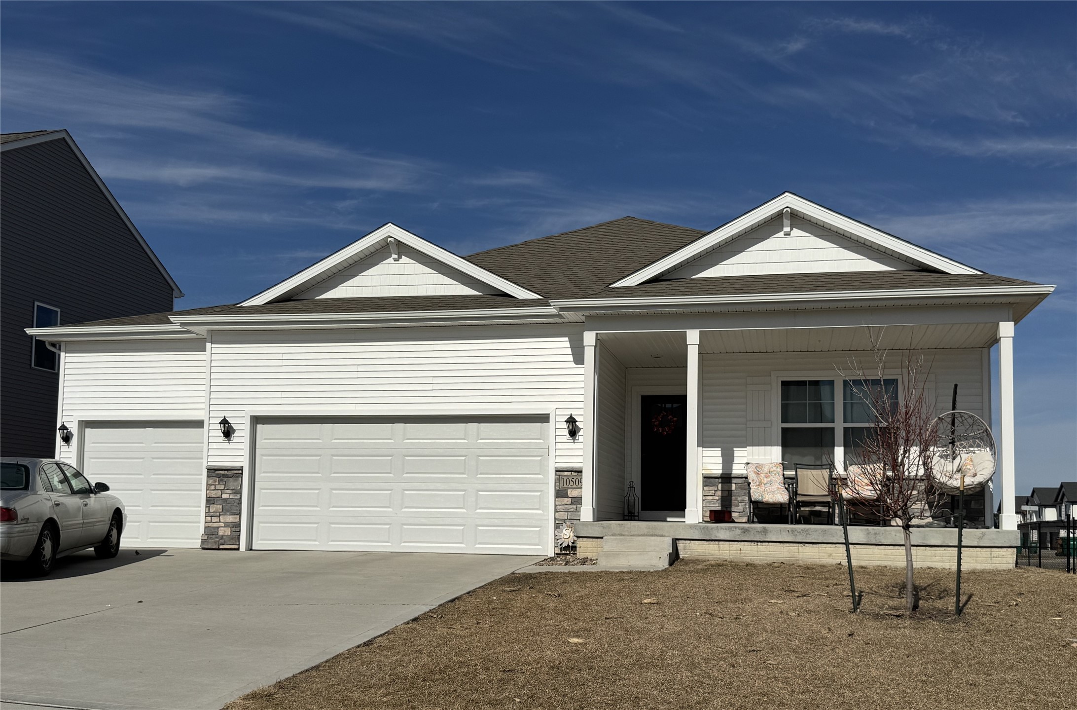 10509 Powell Avenue Property Photo 1