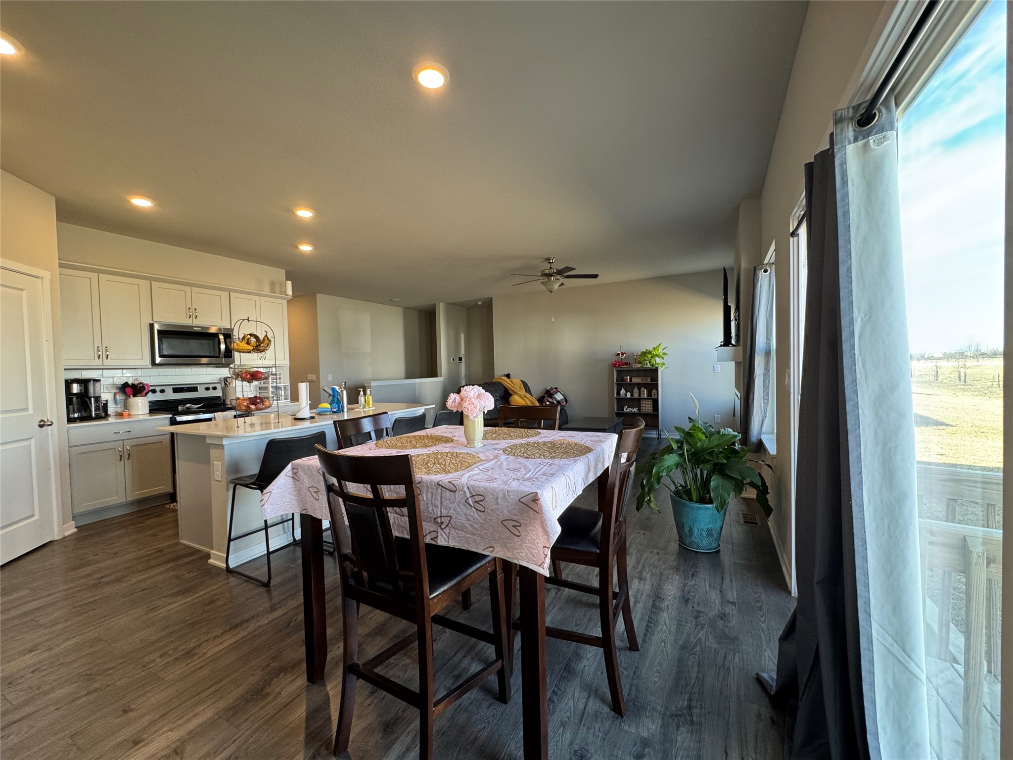 10509 Powell Avenue Property Photo 19
