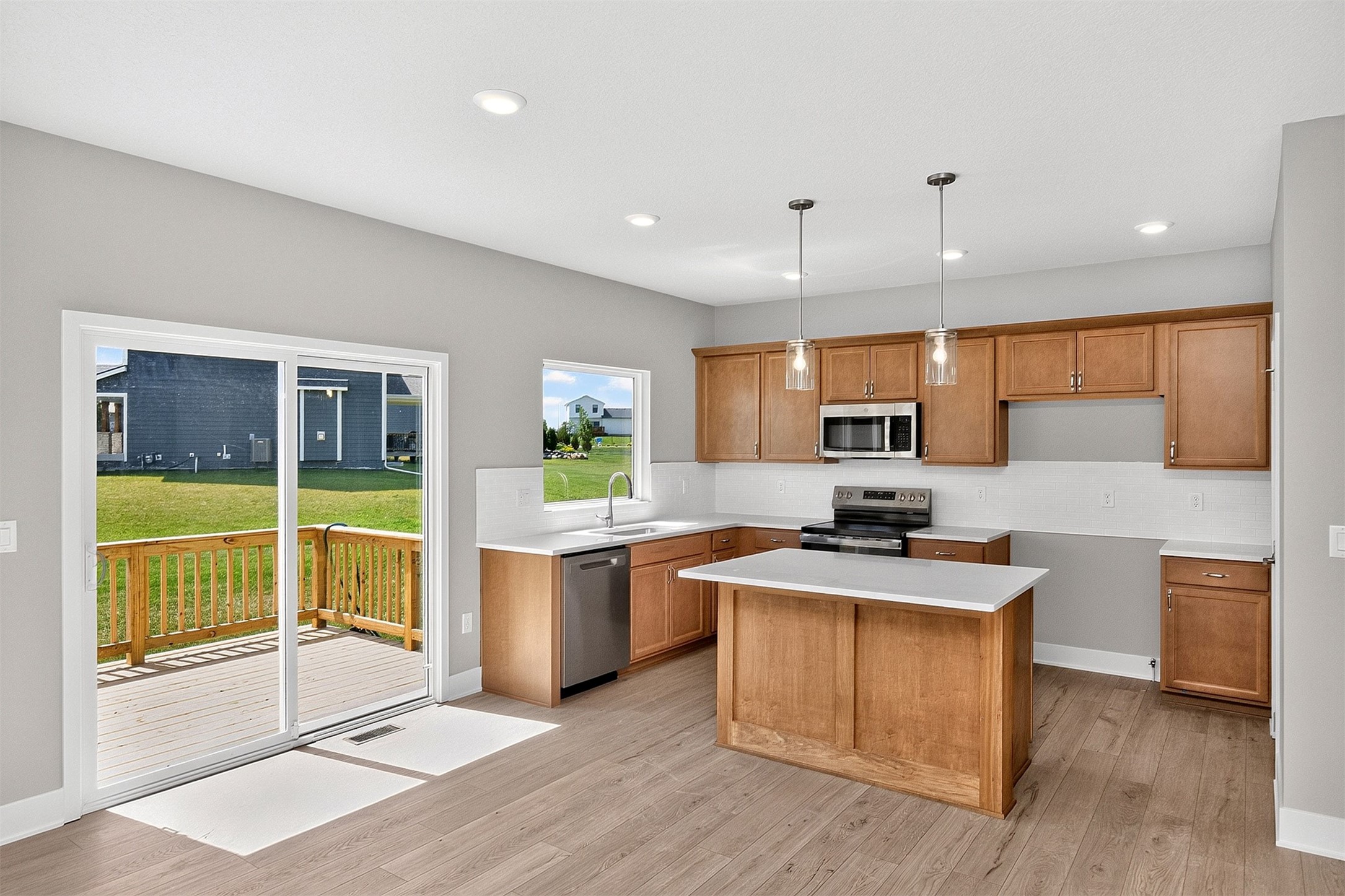 16502 Bentwood Drive Property Photo 10