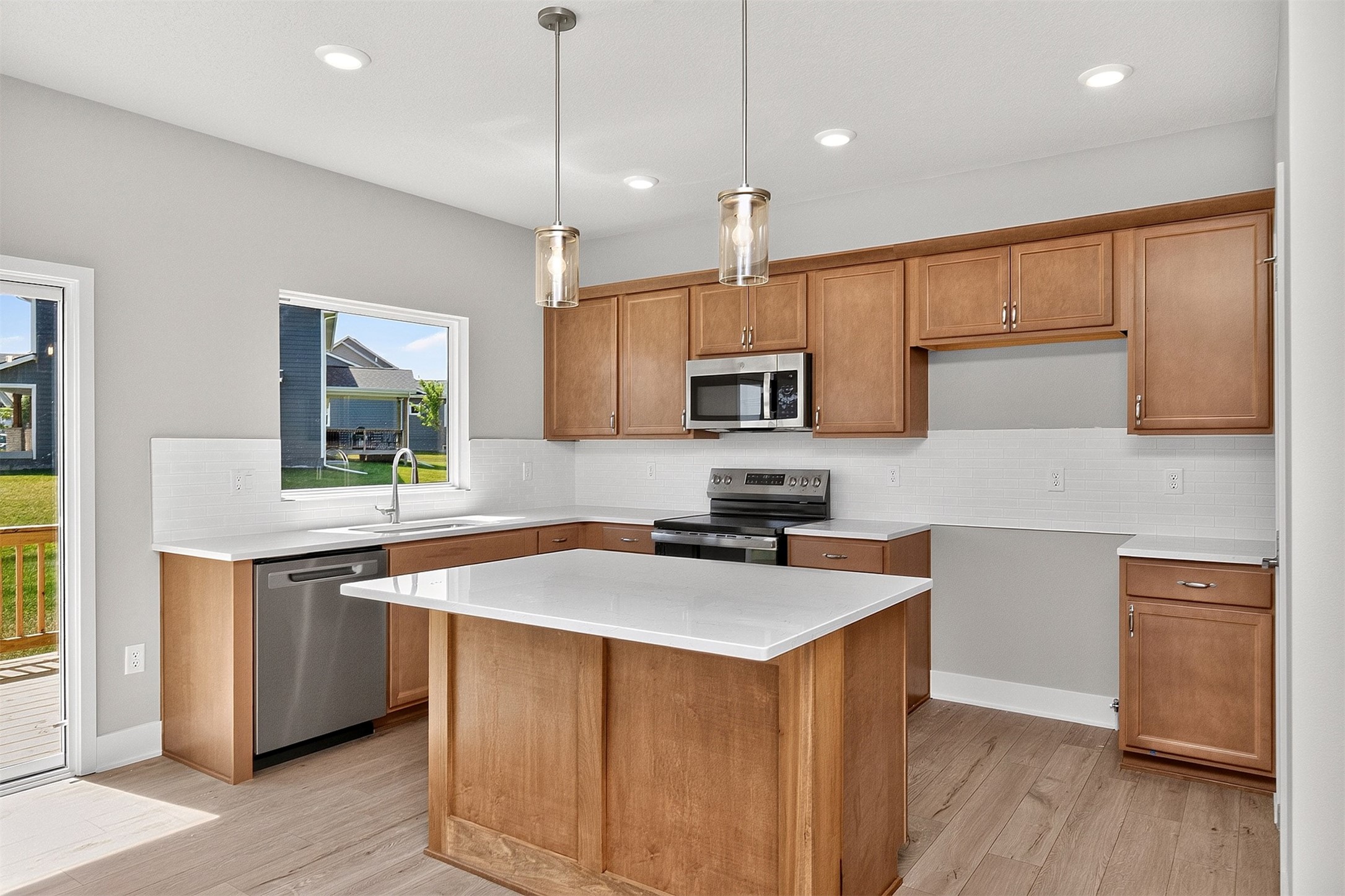 16502 Bentwood Drive Property Photo 11