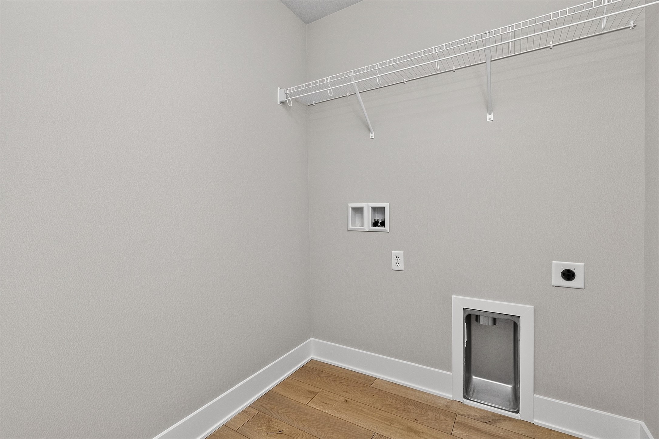 16502 Bentwood Drive Property Photo 32
