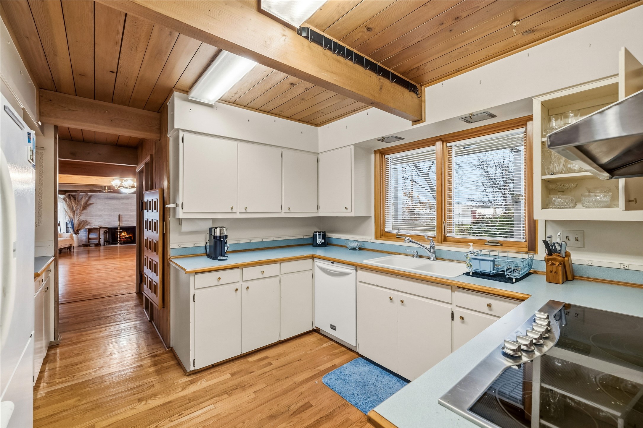1900 Mckinley Avenue Property Photo 6