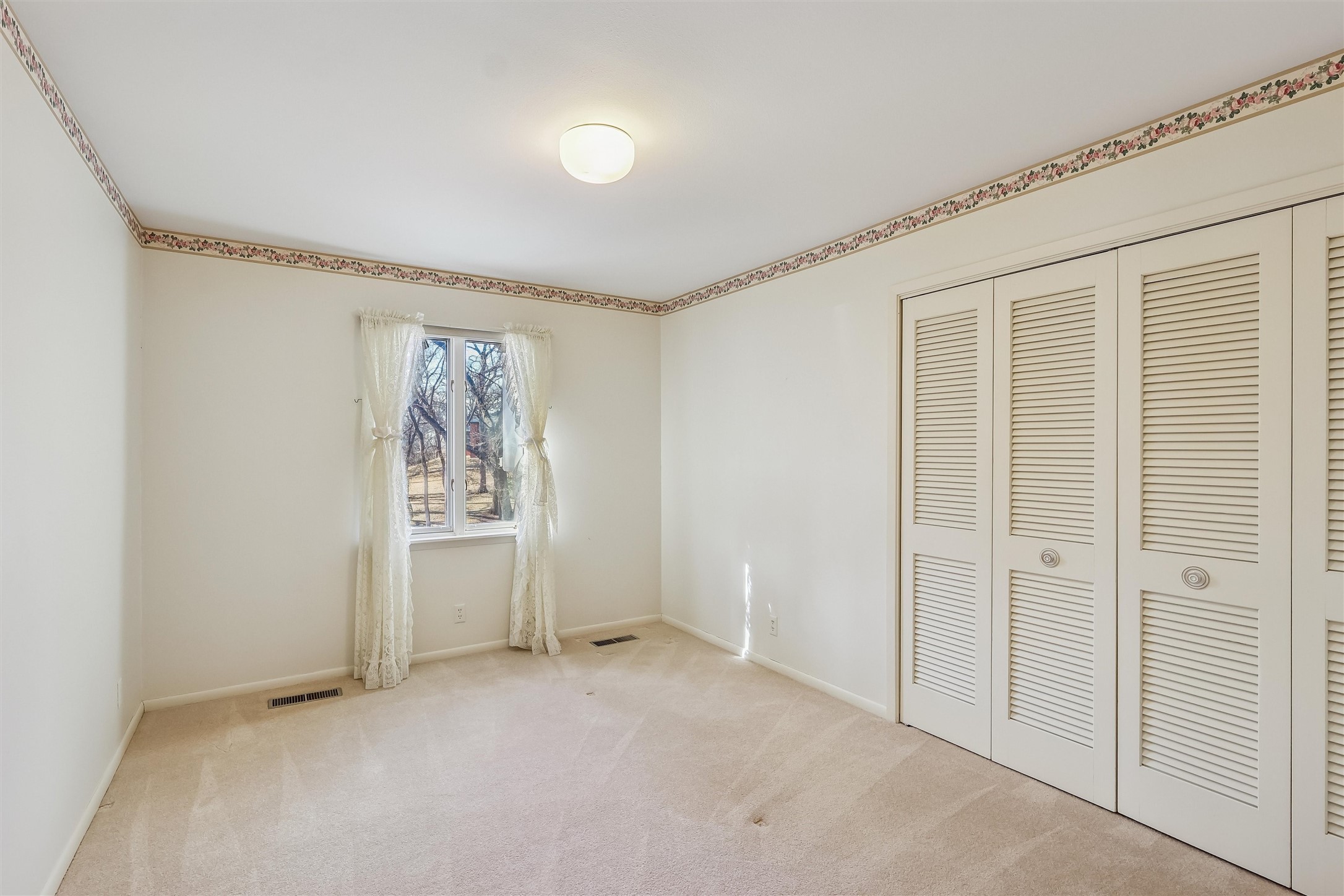 1000 56th Street Property Photo 20