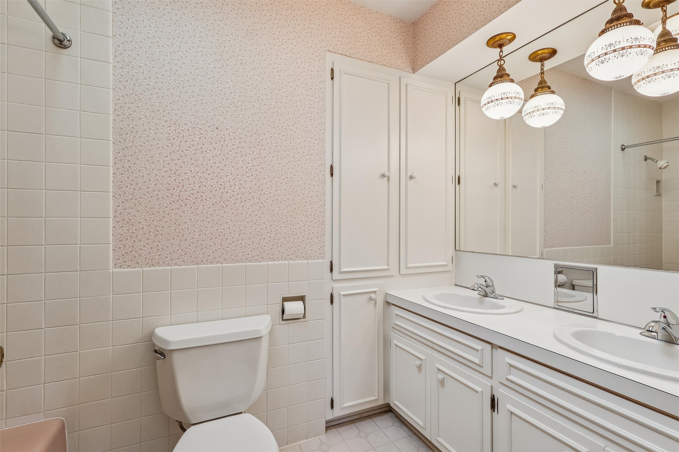 1000 56th Street Property Photo 21