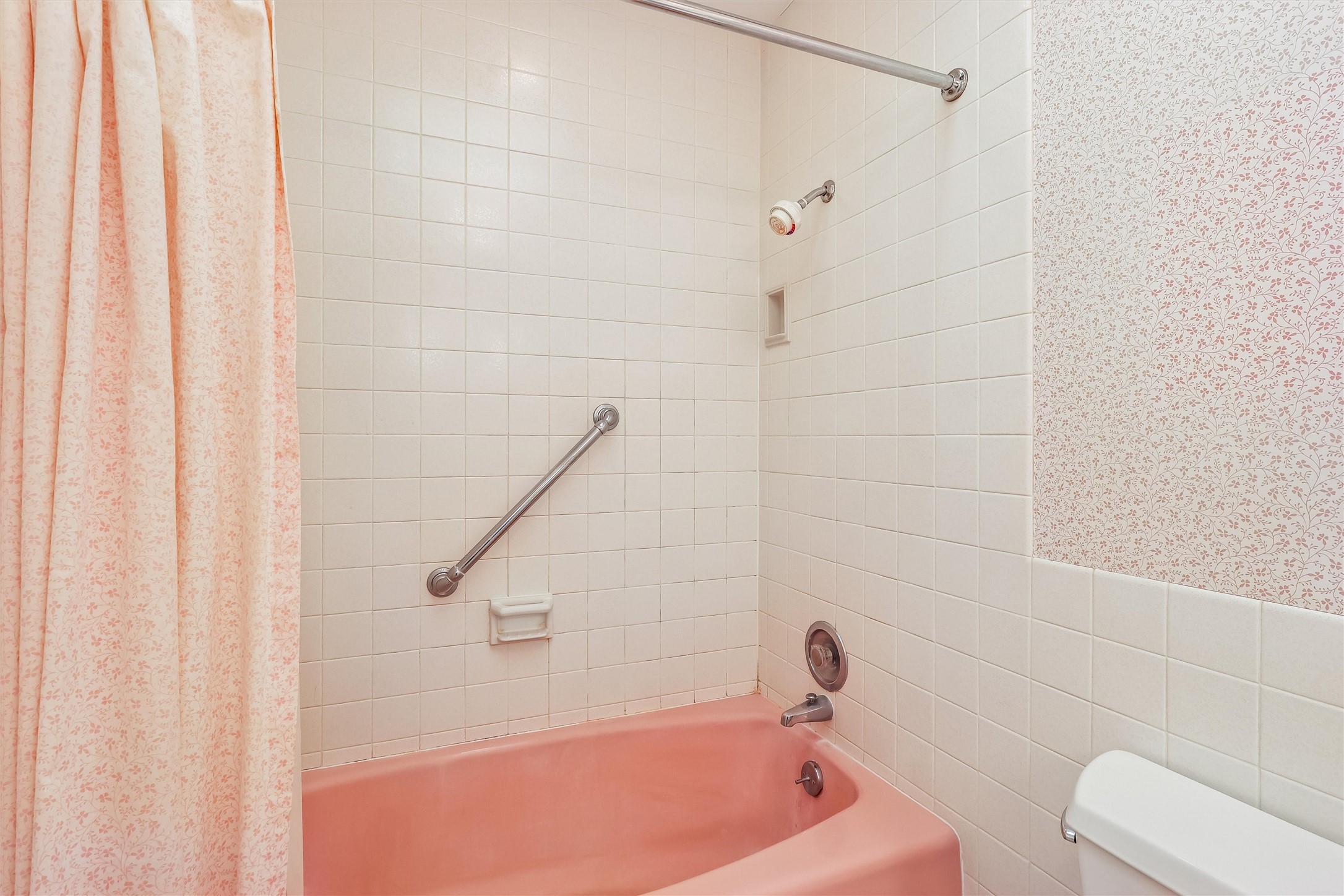 1000 56th Street Property Photo 22