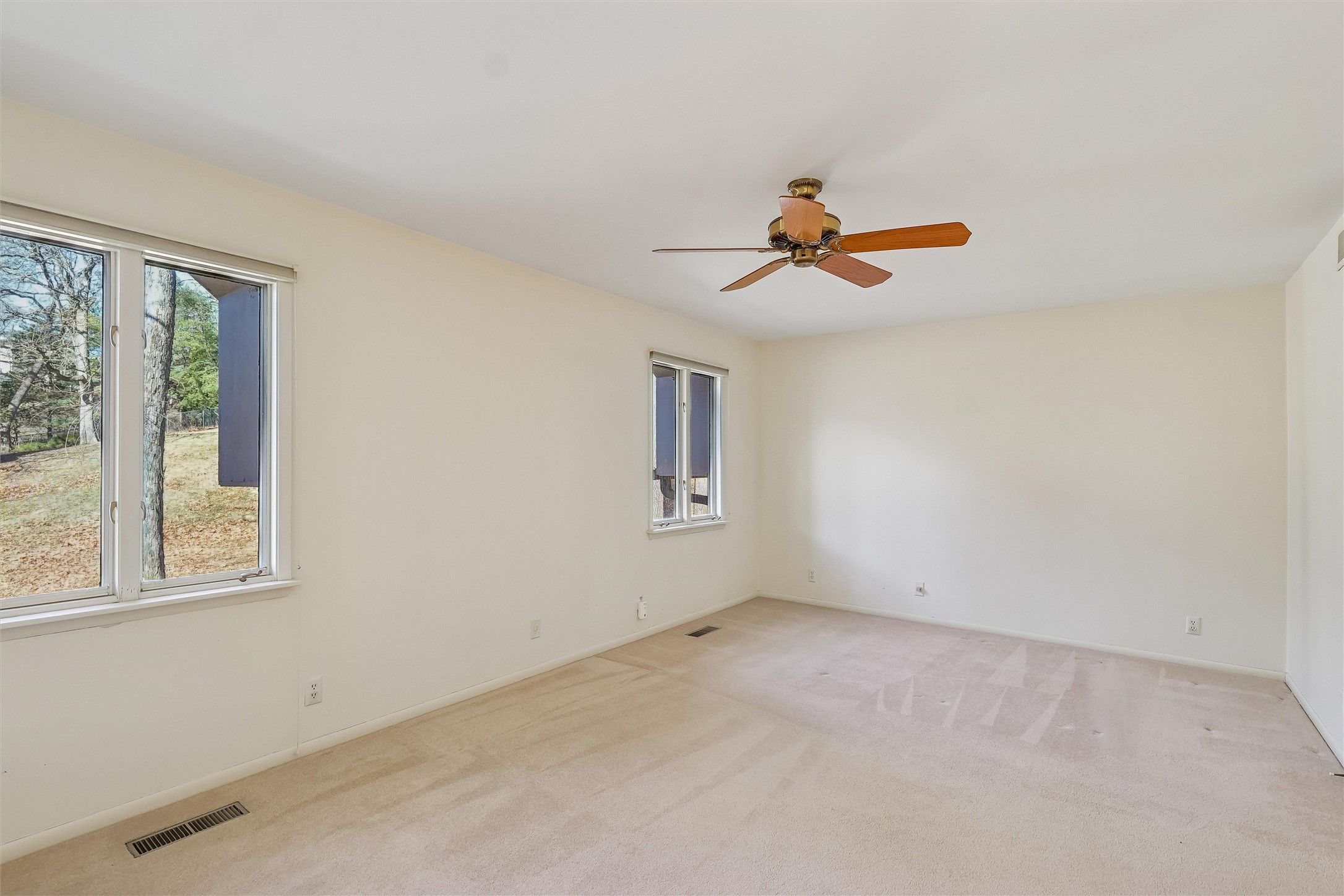 1000 56th Street Property Photo 23