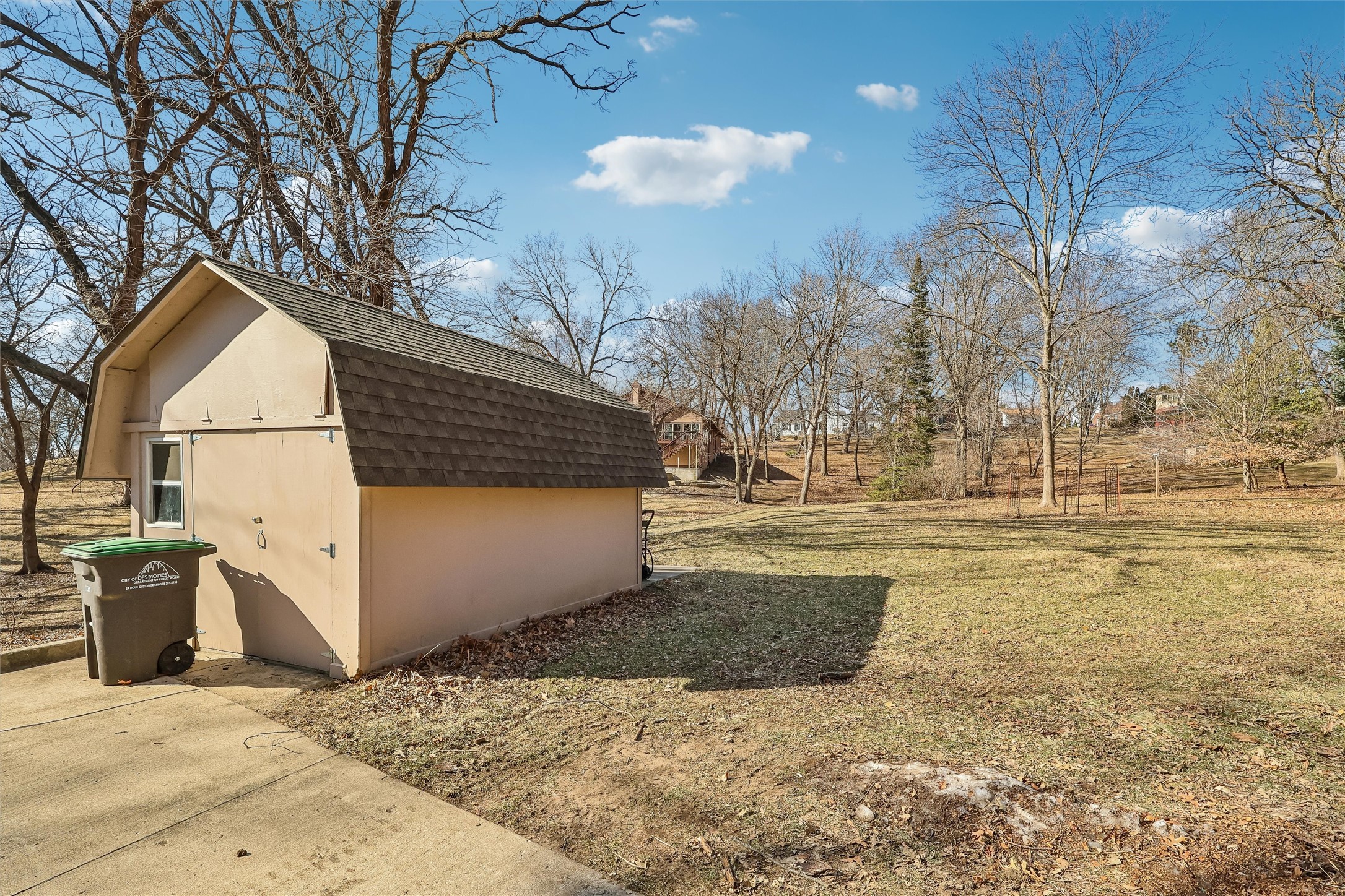 1000 56th Street Property Photo 28