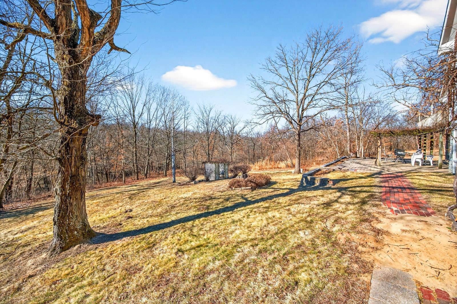 15101 Fairfax Street Property Photo 33