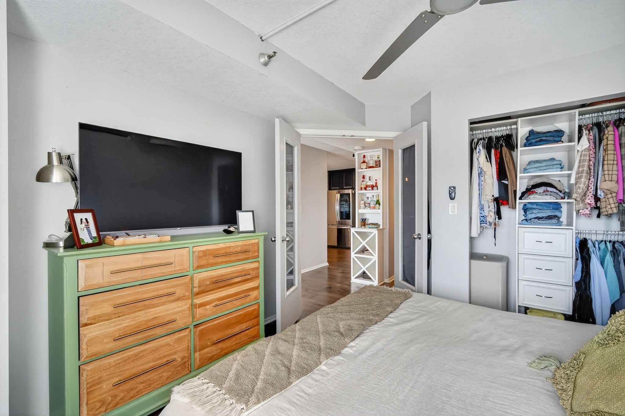 300 Walnut Street 604 Property Photo 10