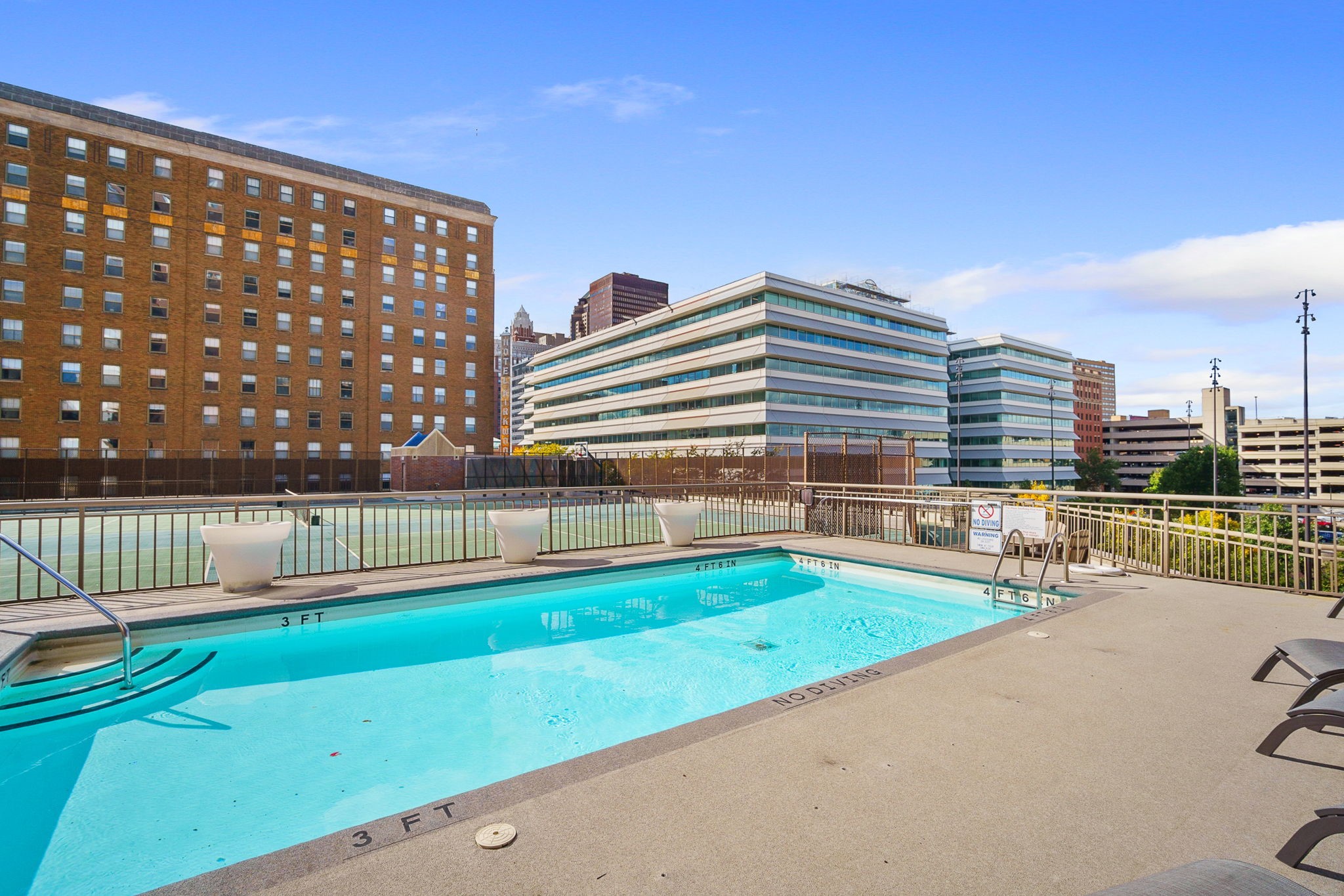 300 Walnut Street 604 Property Photo 21