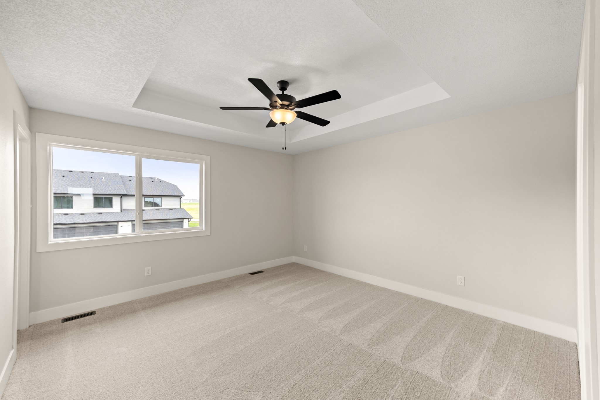 594 Ne Hart Lane Property Photo 13
