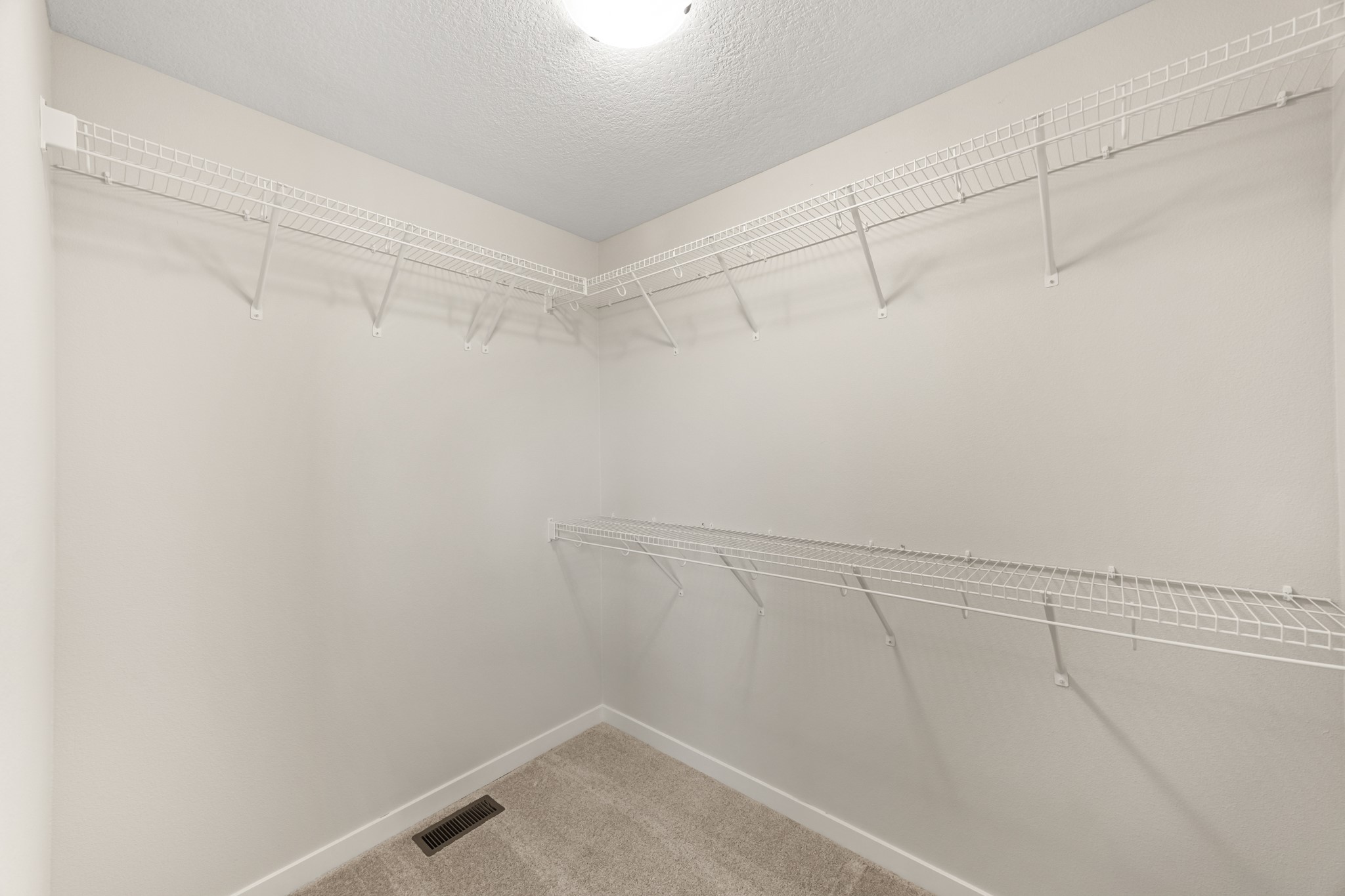 594 Ne Hart Lane Property Photo 15